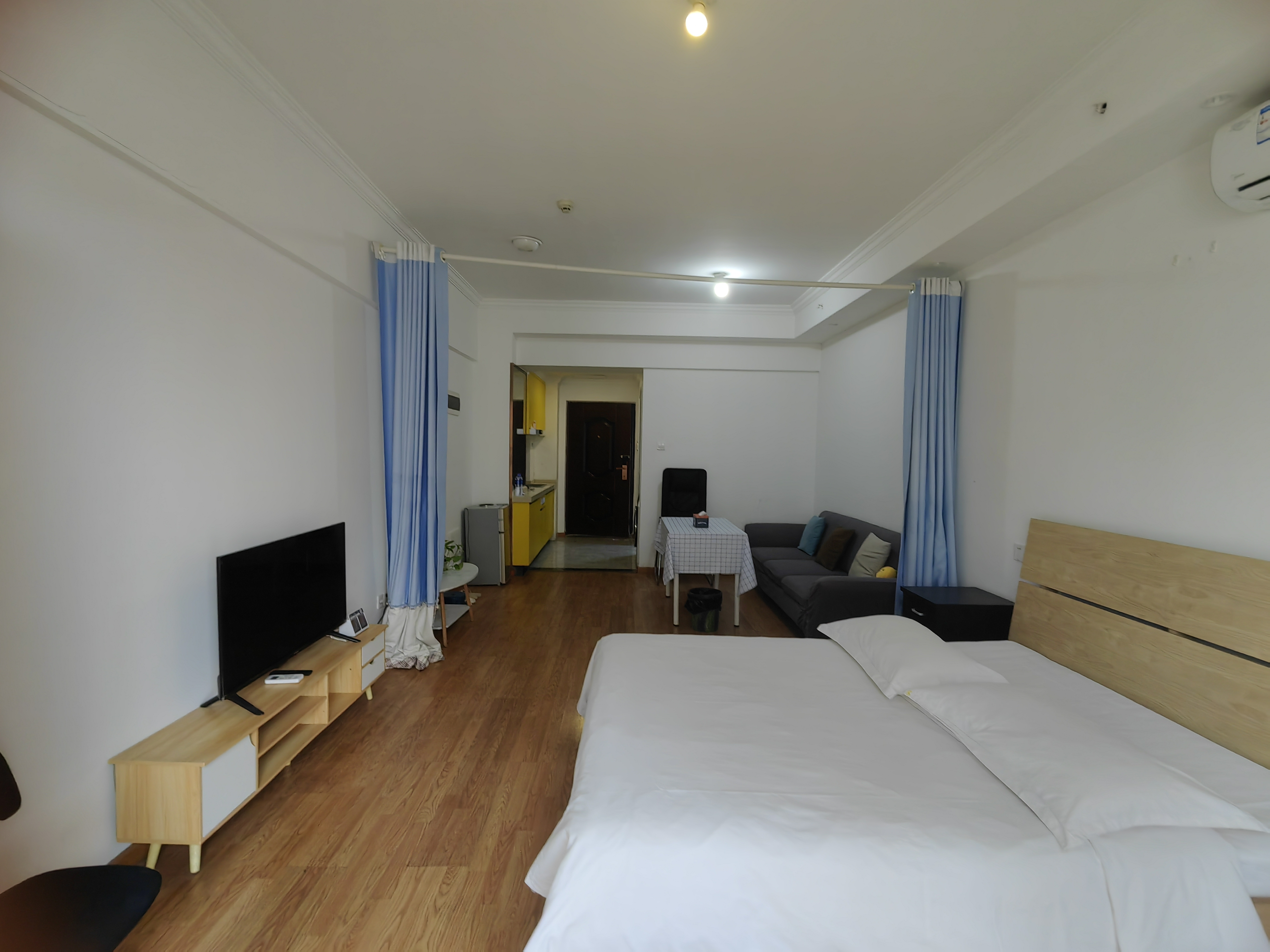 五江碧桂园城市广场 1室1厅1卫 1100.0元/月 五江碧桂园城市广场 1室1厅1卫 1100.0元/月室内图