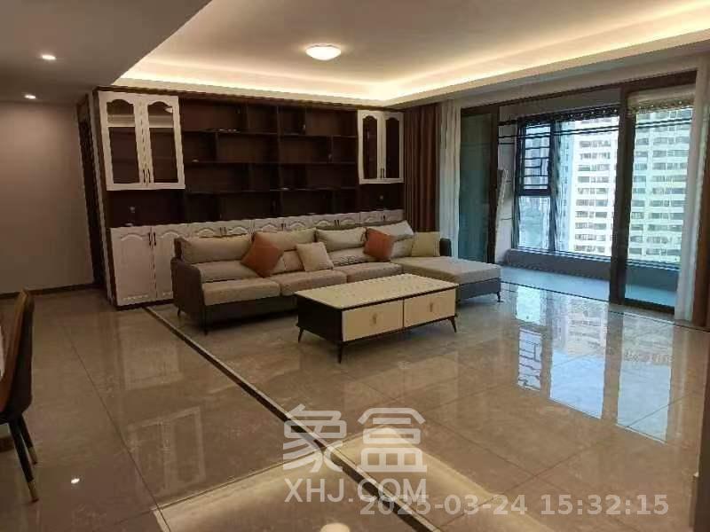 龙湖铂金中心（龙湖春江郦城）  3室2厅2卫   5200.00元/月