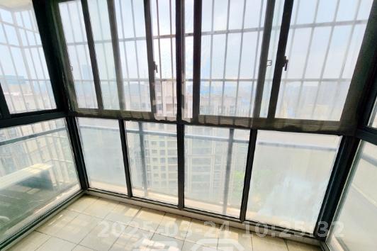 鸿基橄榄君庭 3室1厅1卫 2400.0元/月 鸿基橄榄君庭 3室1厅1卫 2400.0元/月室内图