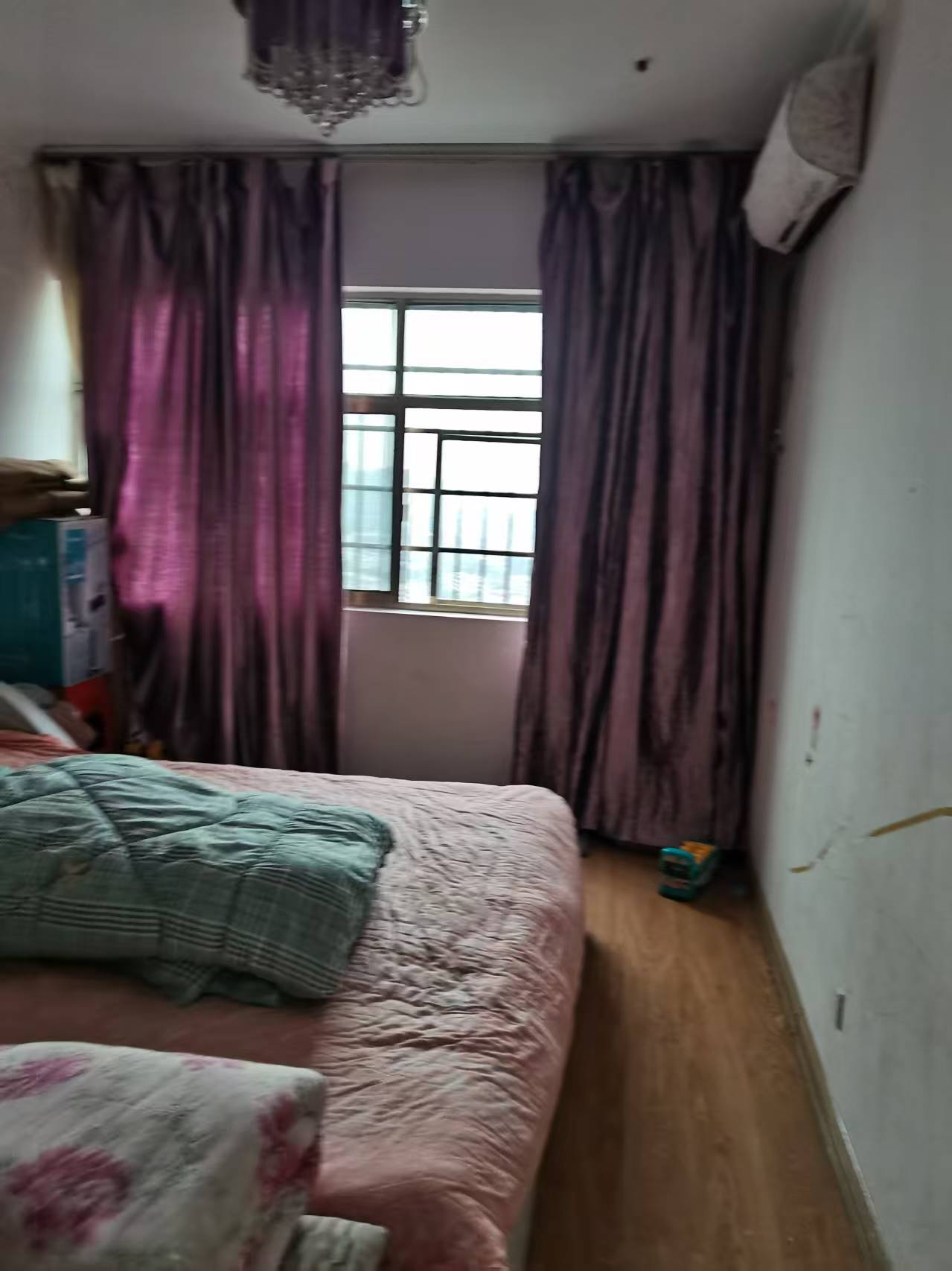 东方豪苑 2室1厅1卫 46.8万 东方豪苑 2室1厅1卫 46.8万客厅