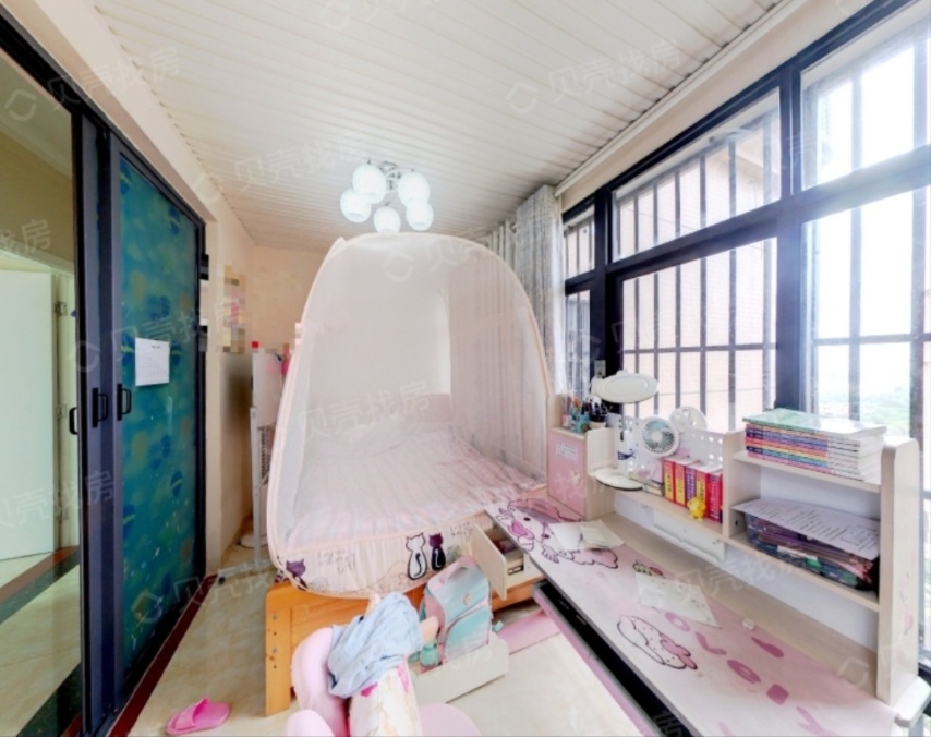 海岸豪庭 3室2厅1卫 190.0万 海岸豪庭 3室2厅1卫 190.0万室内图