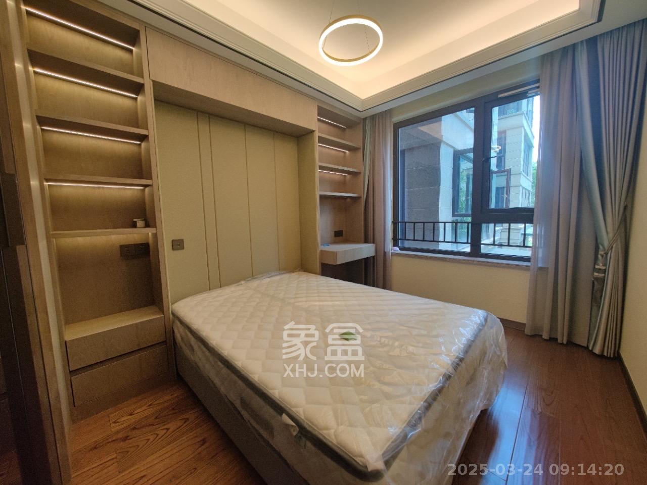 万科紫台  4室2厅3卫    12800.0元/月 万科紫台  4室2厅3卫    12800.0元/月室内图