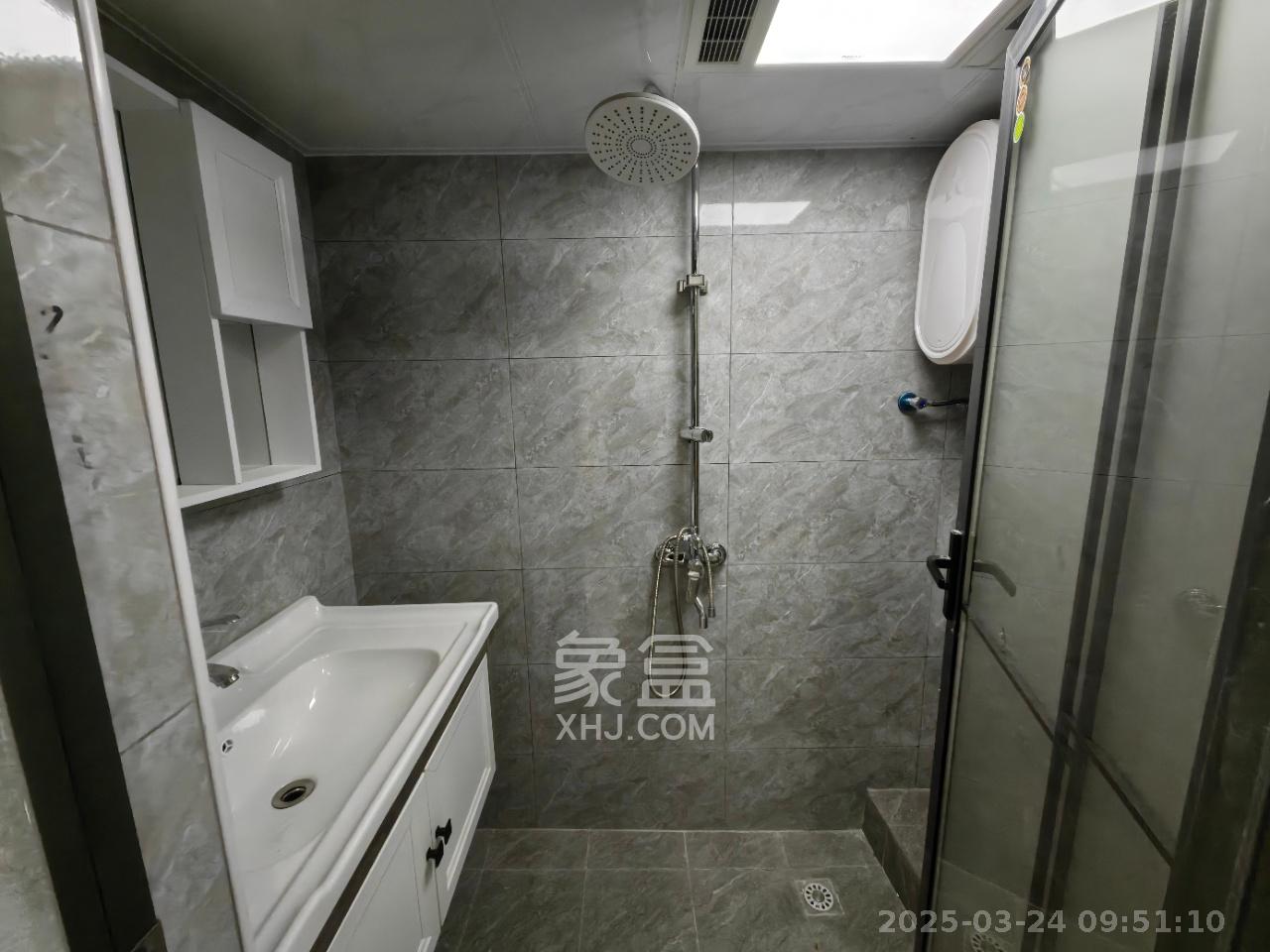 新长海D1站  1室1厅1卫   1500.00元/月室内图