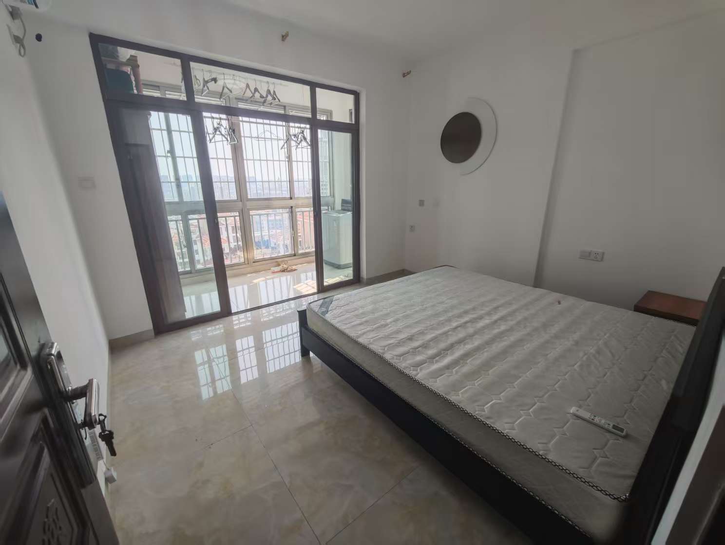 山海苑 2室2厅1卫 2500.0元/月 山海苑 2室2厅1卫 2500.0元/月室内图