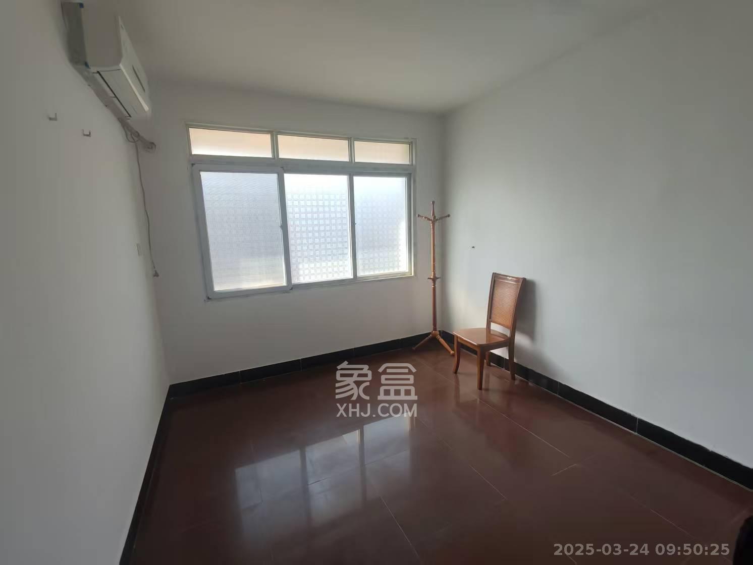 湖开小区（湖南开关厂宿舍）/南大桥社区  4室2厅1卫   1400.00元/月室内图