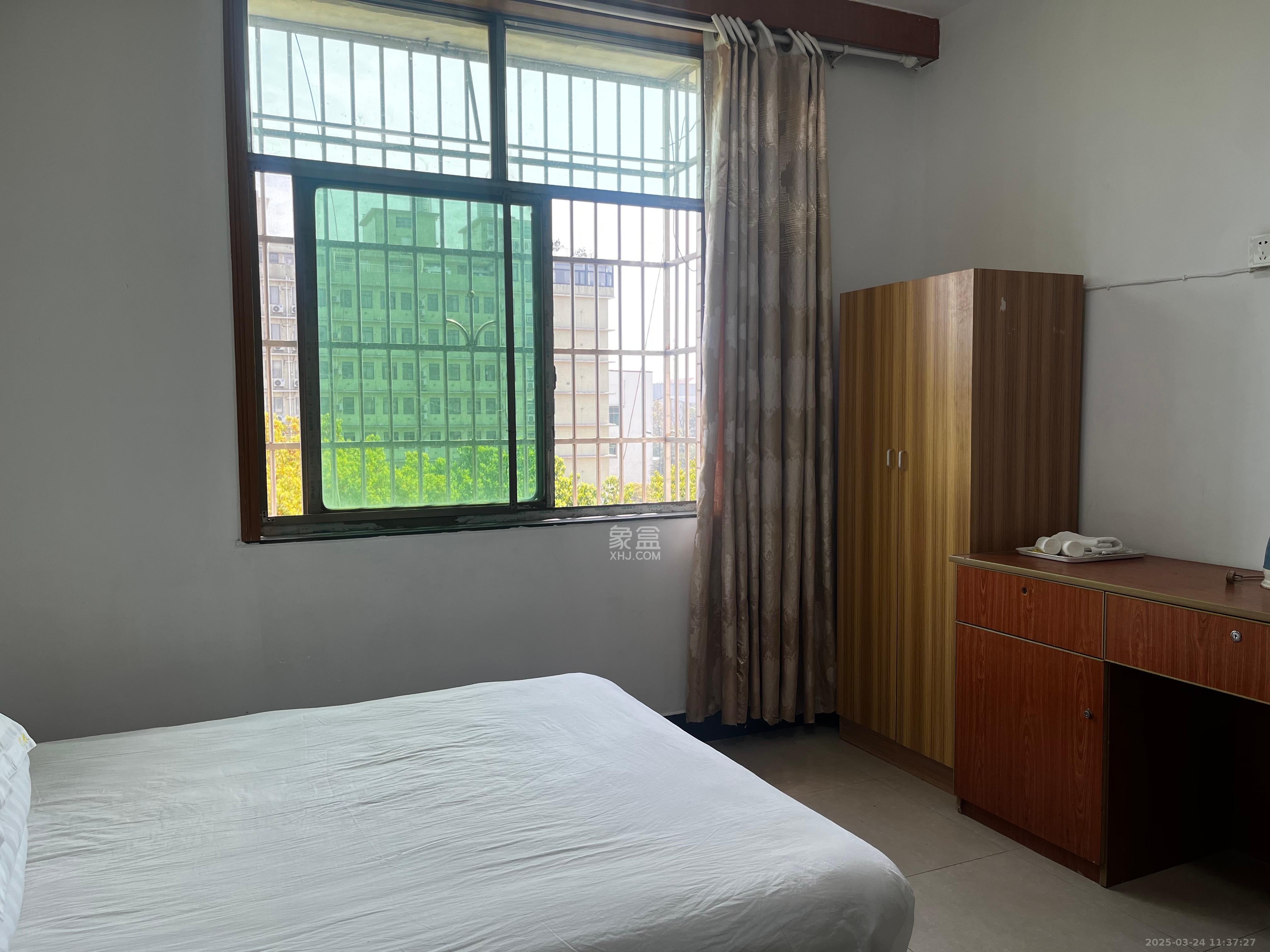 泉塘小区  1室1厅1卫    650.0元/月 泉塘小区  1室1厅1卫    650.0元/月室内图1