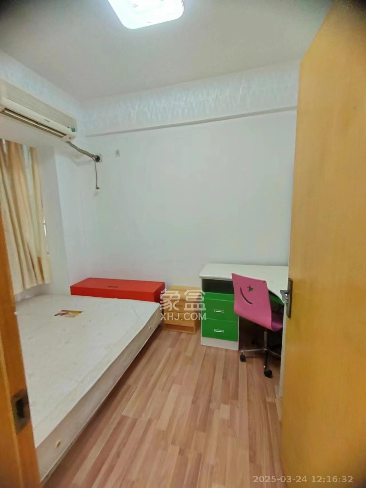 嘉顿新天地  2室1厅1卫   2600.00元/月室内图