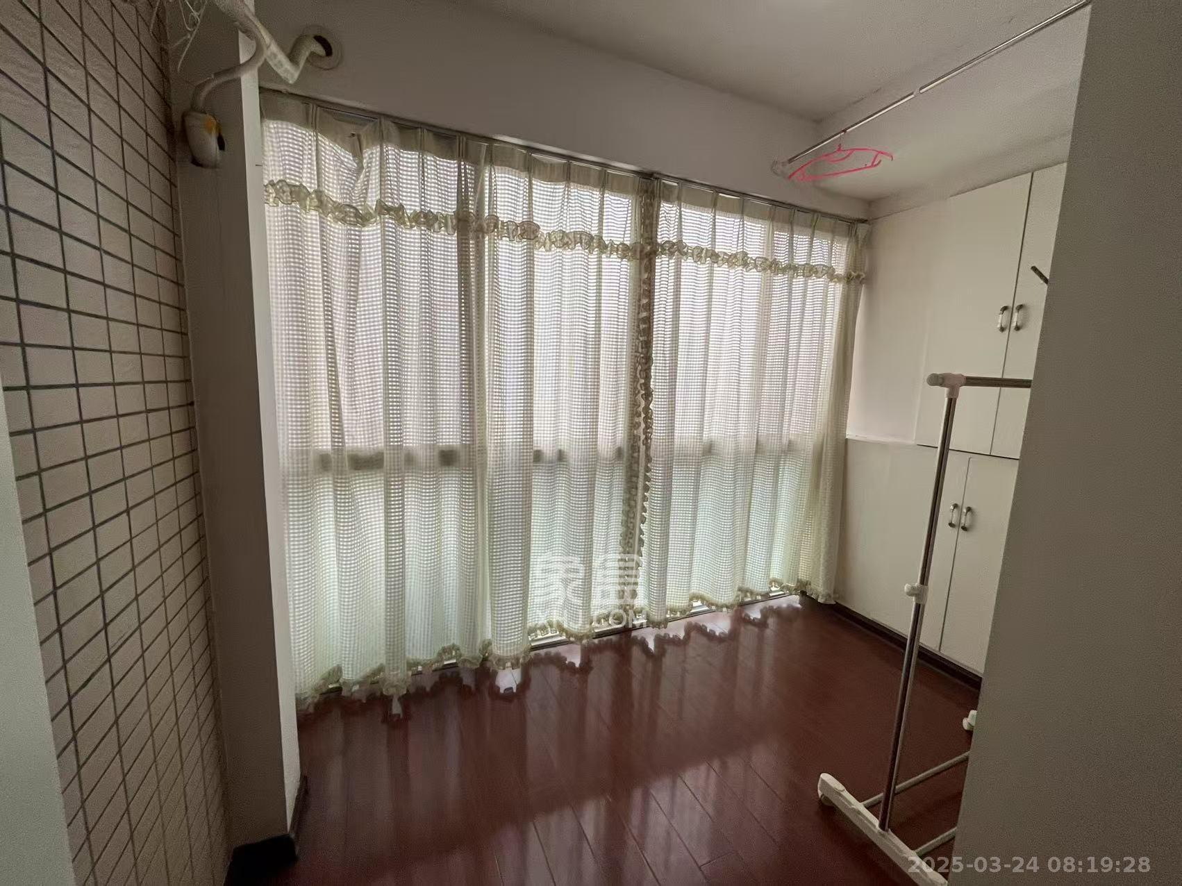 城市山水豪园（山水城市风景）  1室2厅2卫   2800.00元/月室内图