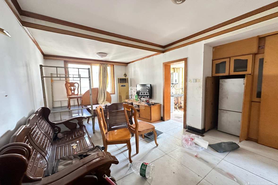 广厦新村  4室2厅1卫    2000.0元/月 广厦新村  4室2厅1卫    2000.0元/月室内图