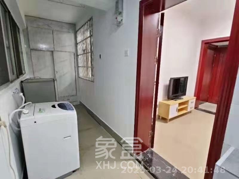 长钢社区(半边山宿舍区) 1室1厅1卫 1500.0元/月 长钢社区(半边山宿舍区) 1室1厅1卫 1500.0元/月室内图