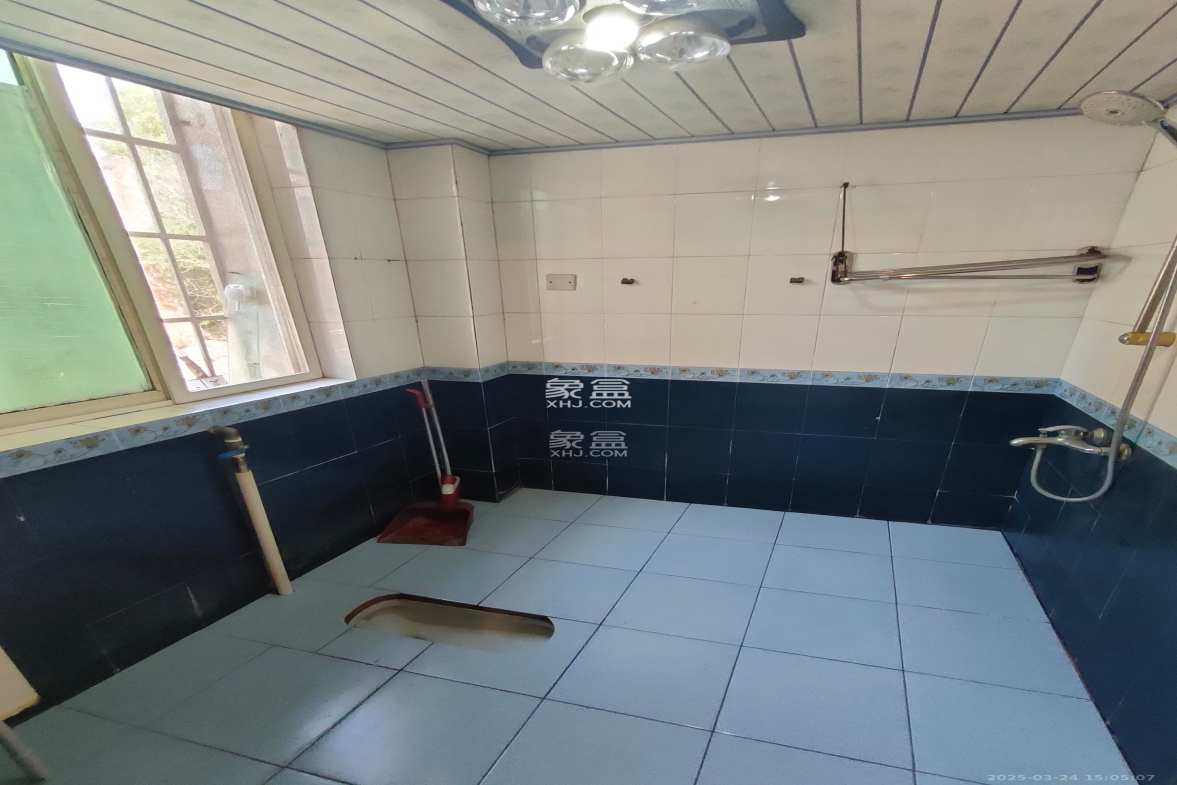 景芳苑  2室2厅1卫    1400.0元/月 景芳苑  2室2厅1卫    1400.0元/月室内图