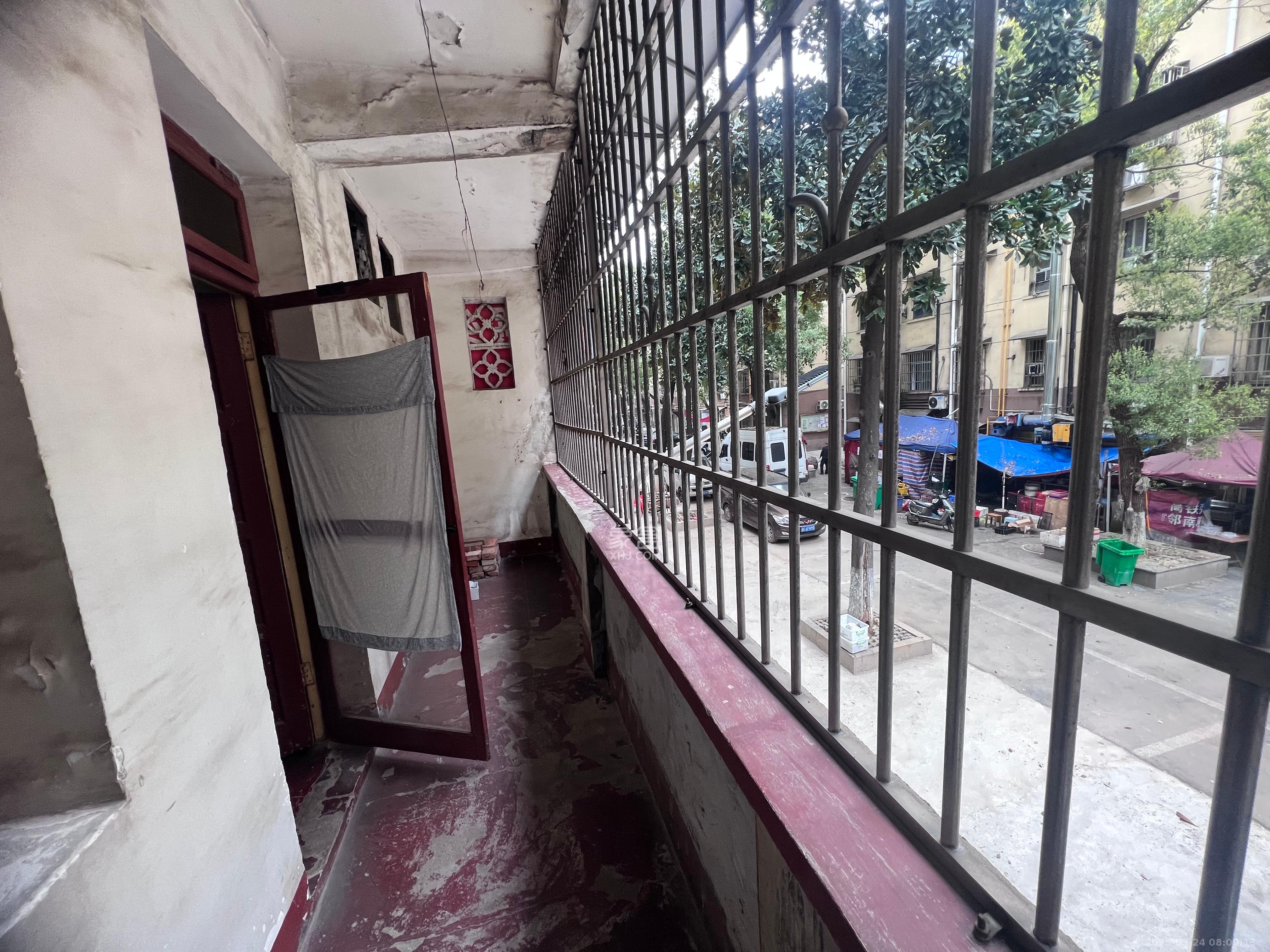 朝阳一、二村 1室1厅1卫 1100.0元/月 朝阳一、二村 1室1厅1卫 1100.0元/月室内图