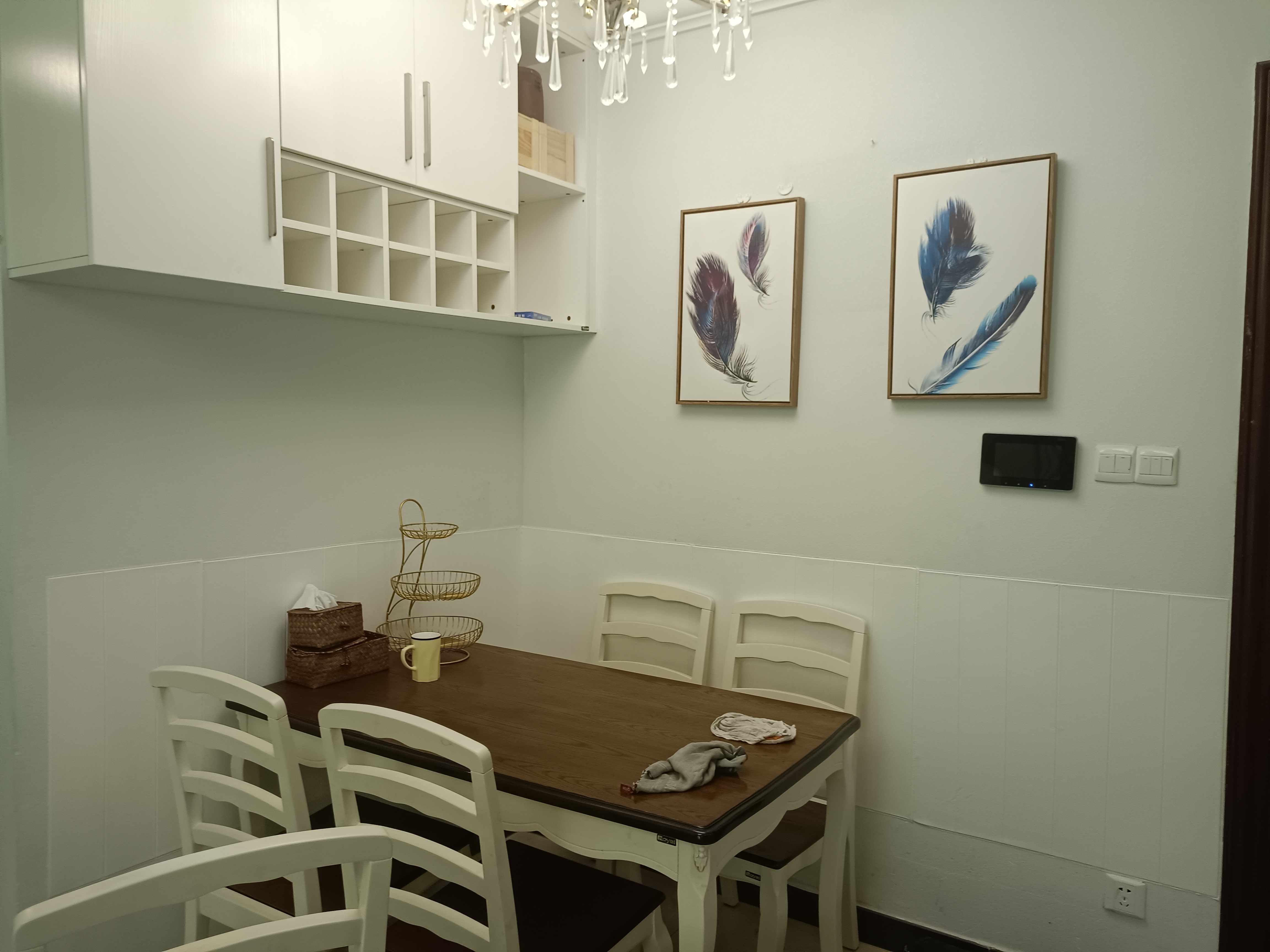 恒大绿洲 3室2厅1卫 2000.0元/月 恒大绿洲 3室2厅1卫 2000.0元/月室内图