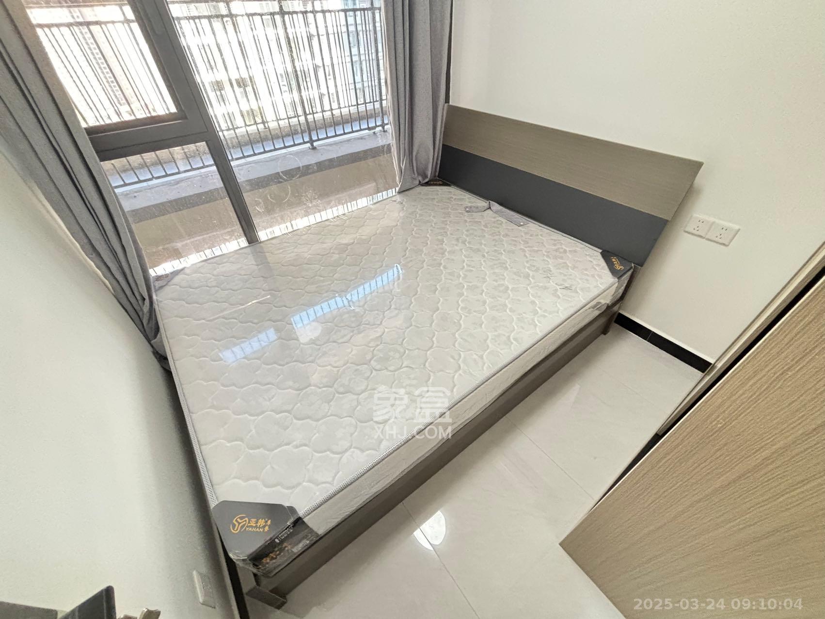 汉高学士府  3室2厅1卫   2100.00元/月户型图