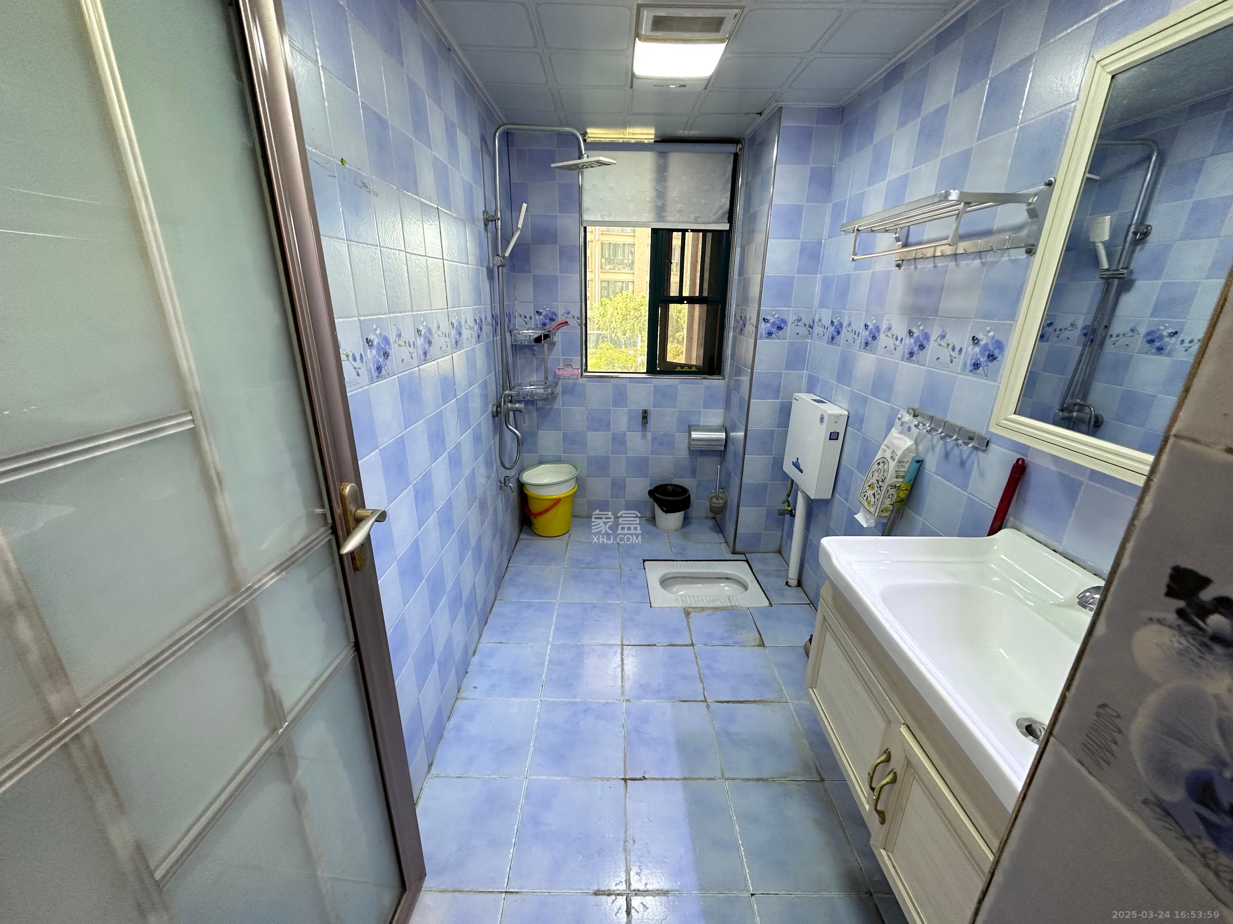 博长山水香颐  4室2厅2卫    2300.0元/月 博长山水香颐  4室2厅2卫    2300.0元/月室内图