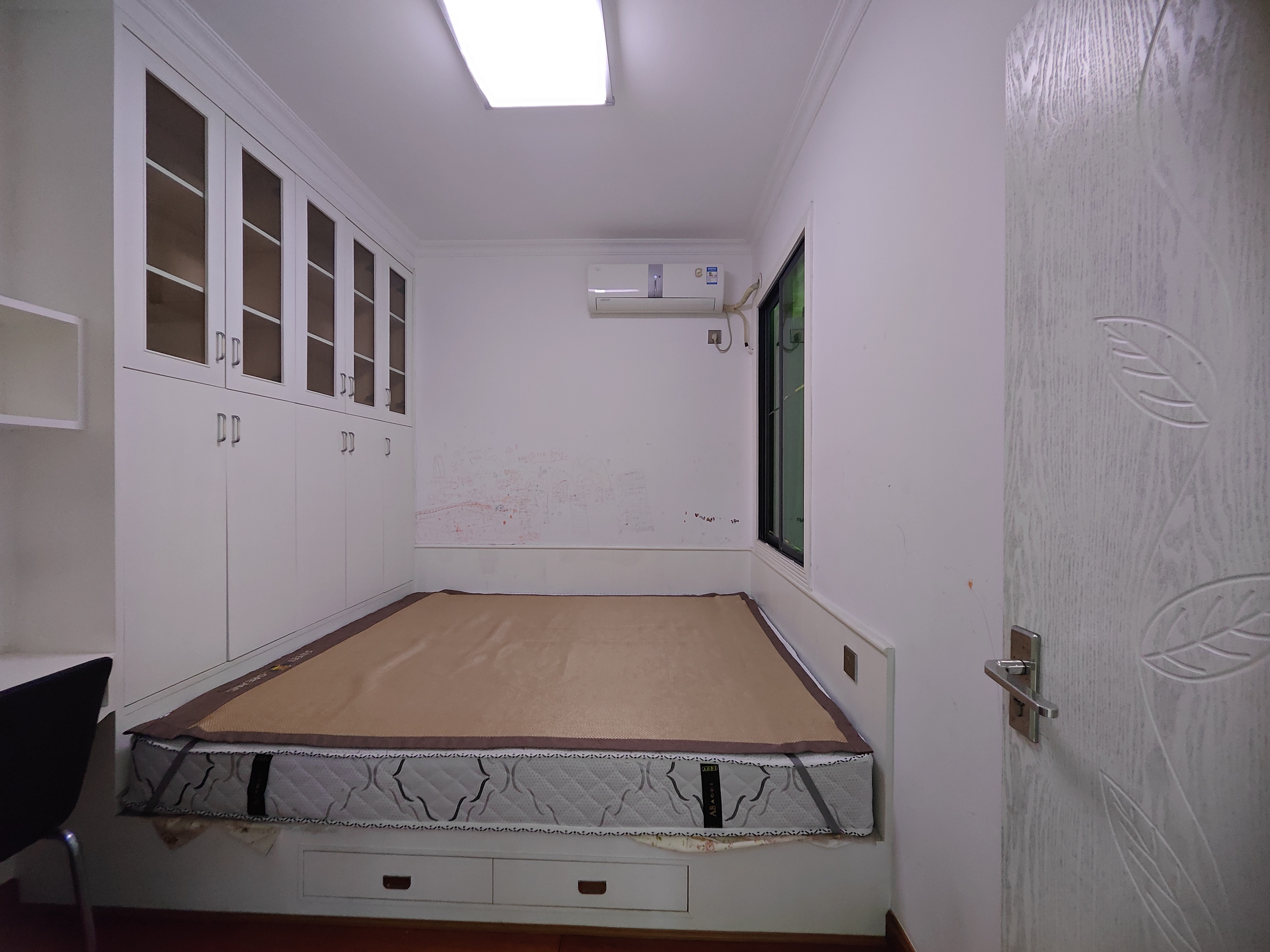 水映豪廷(一,二,三期) 3室2厅2卫 2300.0元/月 水映豪廷(一,二,三期) 3室2厅2卫 2300.0元/月室内图