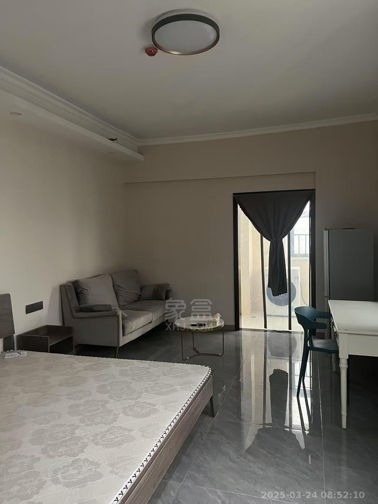 东城商业广场(东成) 1室1厅1卫 1100.0元/月 东城商业广场(东成) 1室1厅1卫 1100.0元/月室内图