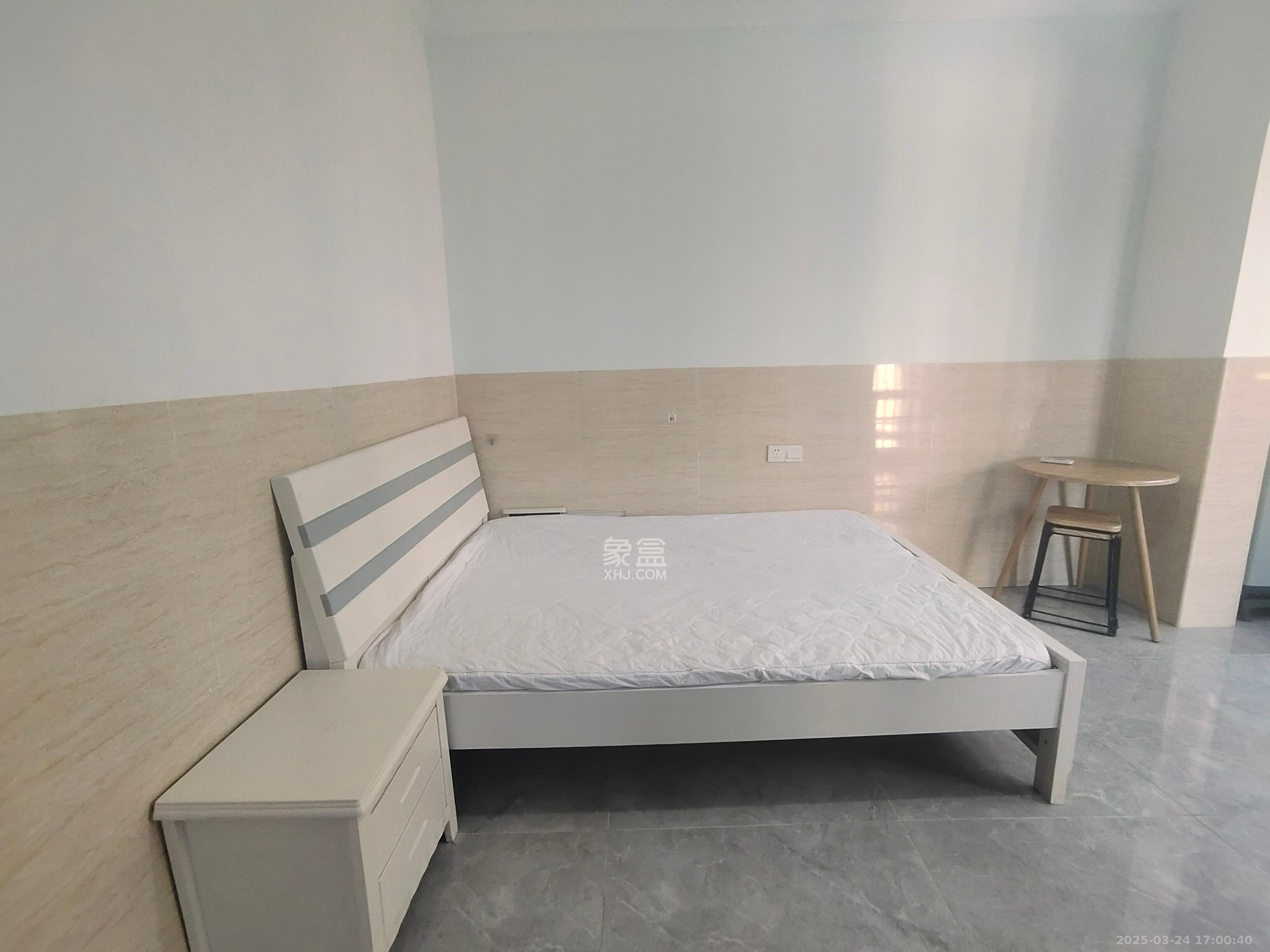 嘉顺苑 1室1厅1卫 1300.0元/月 嘉顺苑 1室1厅1卫 1300.0元/月室内图