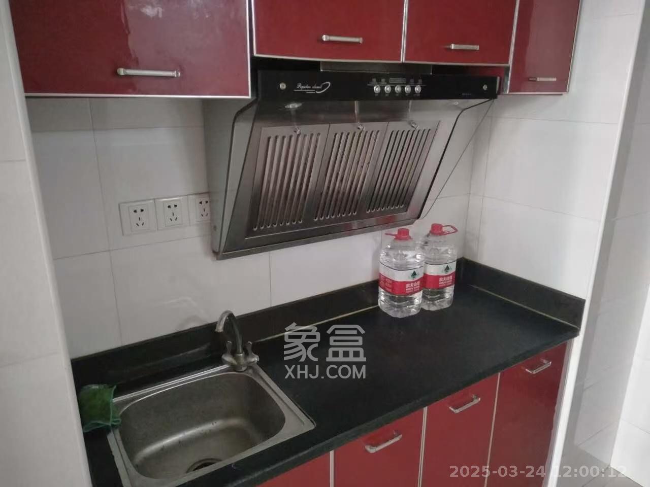 德庆水韵山城 1室1厅1卫 1500.0元/月 德庆水韵山城 1室1厅1卫 1500.0元/月室内图