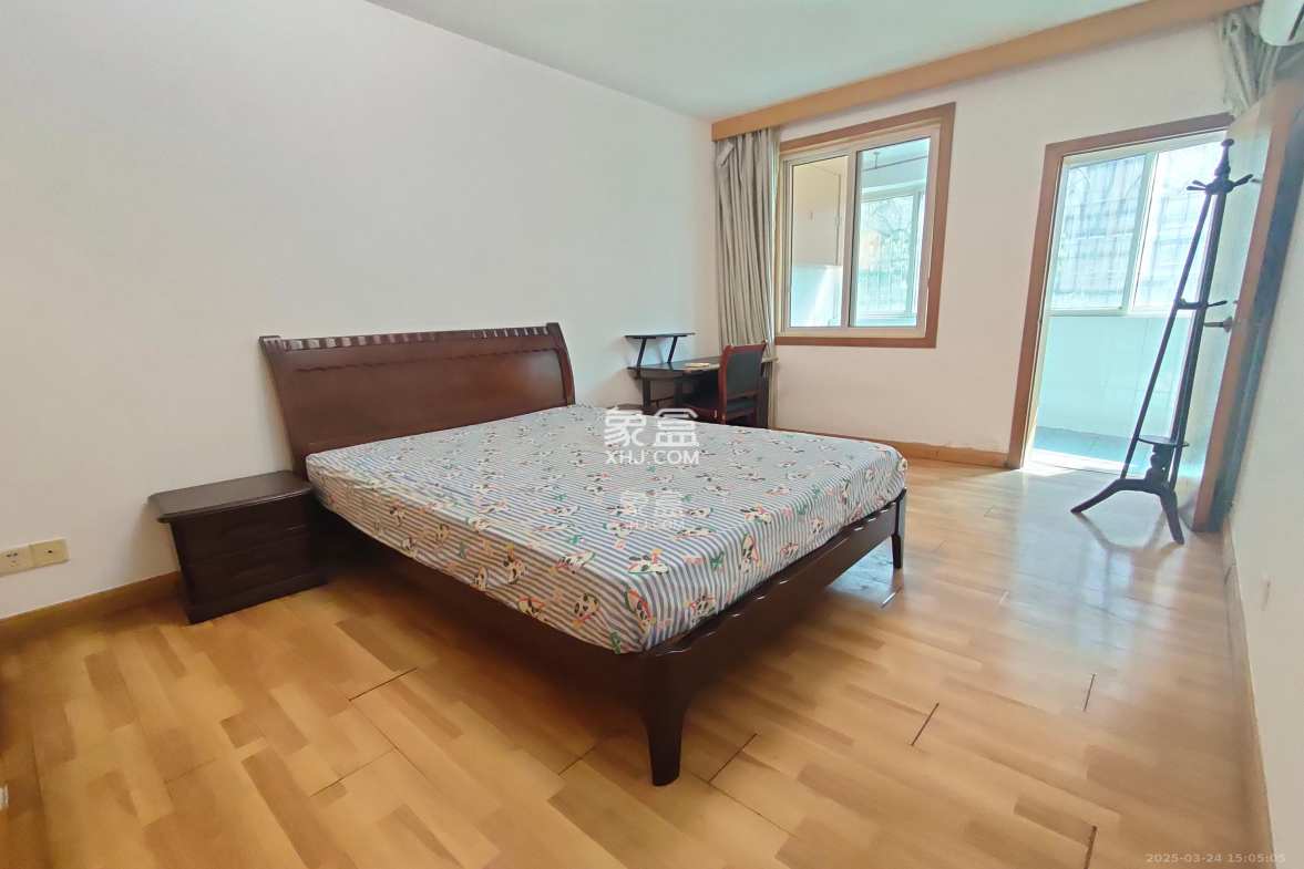 景芳苑  2室2厅1卫    1400.0元/月 景芳苑  2室2厅1卫    1400.0元/月室内图