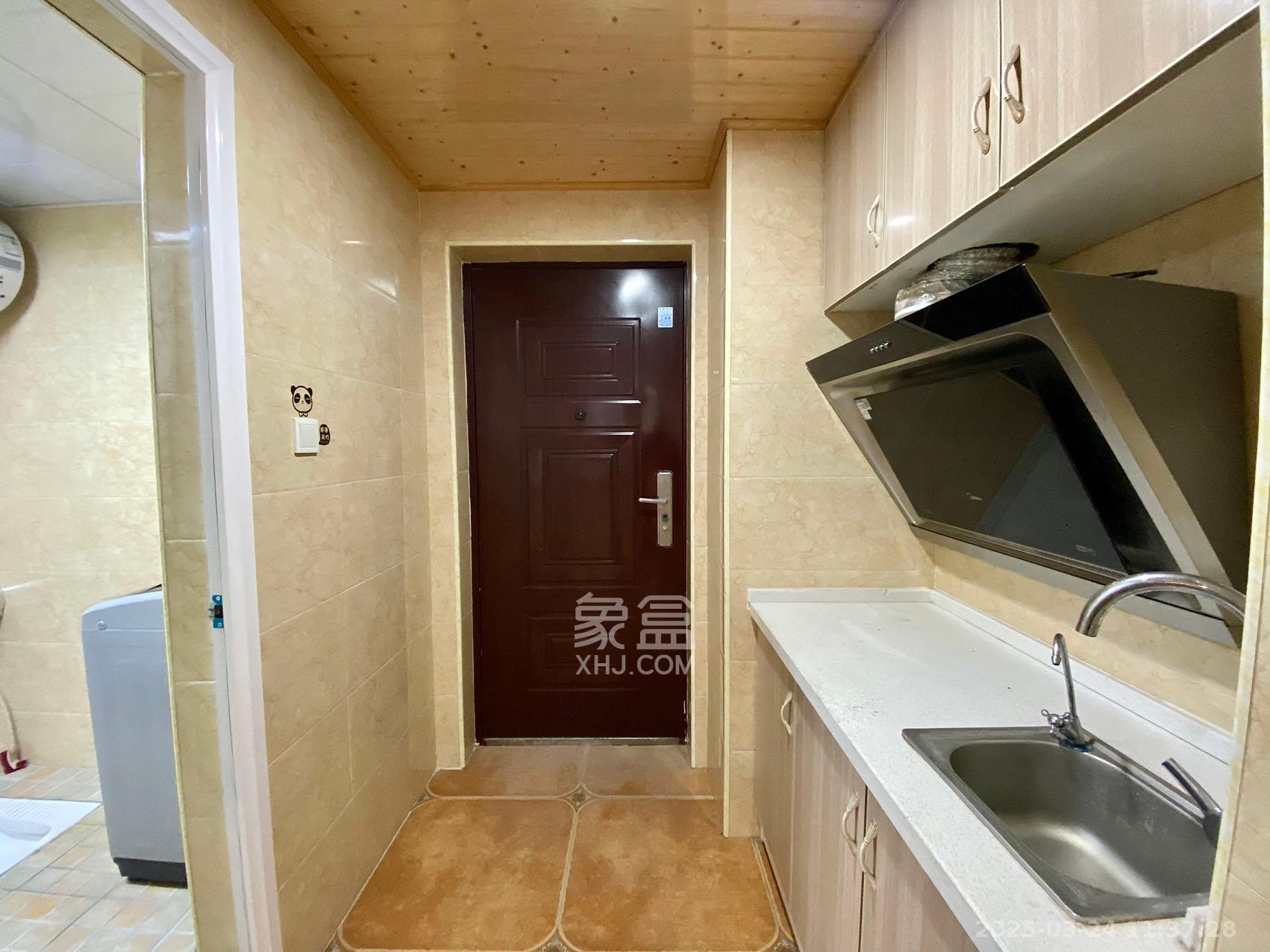 MOMA当代广场 1室1厅1卫 1300.0元/月 MOMA当代广场 1室1厅1卫 1300.0元/月室内图