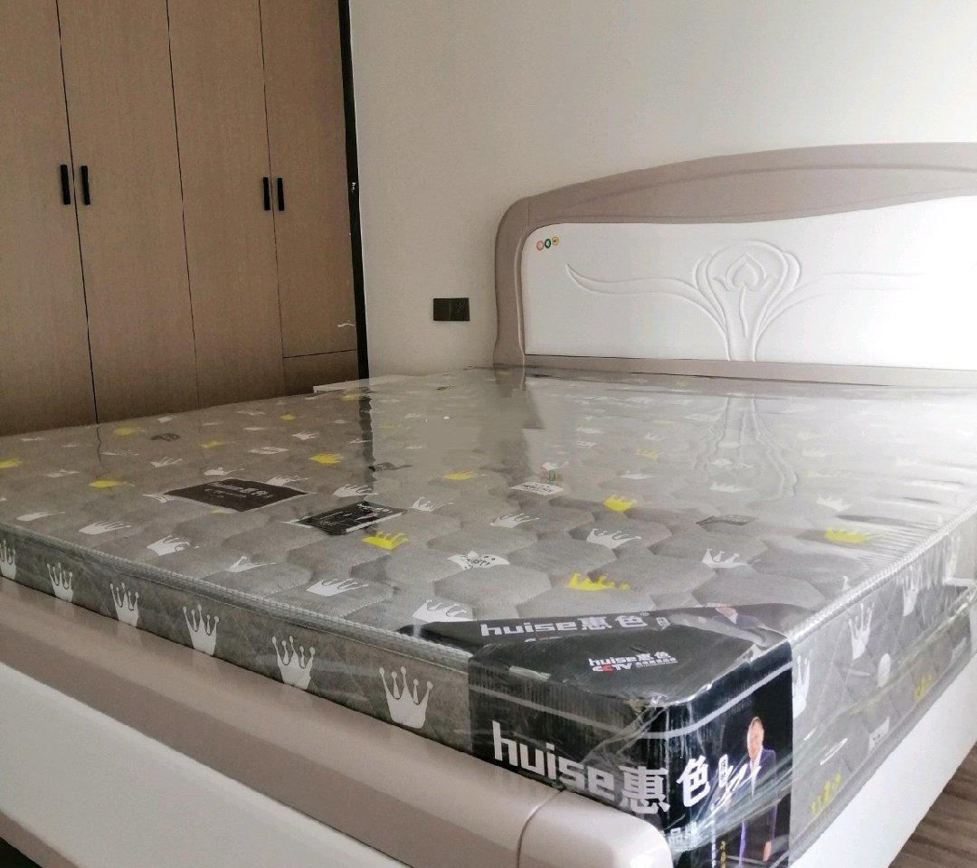 美的梧桐庄园  3室2厅2卫   2800.00元/月室内图