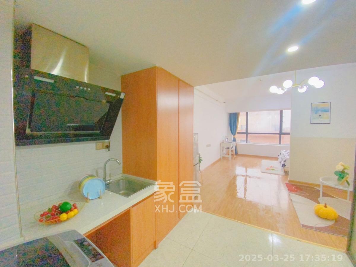 乾城(兴旺乾城) 1室1厅1卫 1698.0元/月 乾城(兴旺乾城) 1室1厅1卫 1698.0元/月室内图