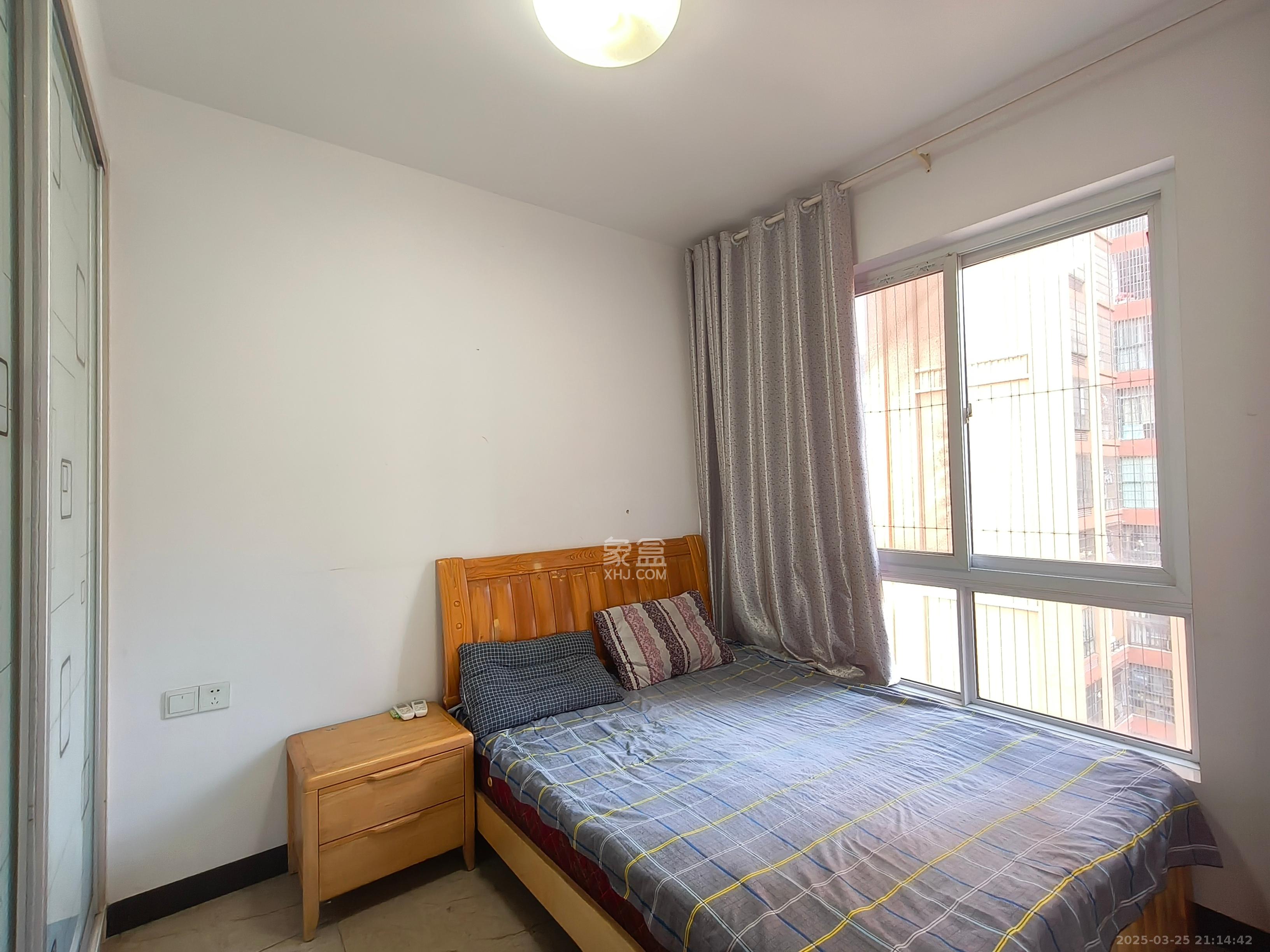 领东汇 3室2厅1卫 2200.0元/月 领东汇 3室2厅1卫 2200.0元/月室内图