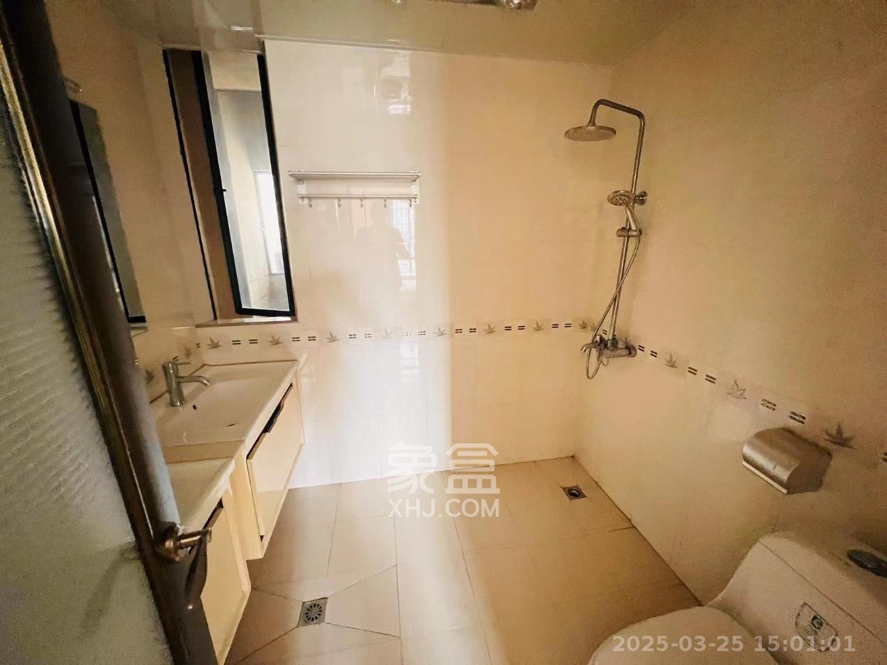 世嘉国际华城 3室2厅1卫 3000.0元/月 世嘉国际华城 3室2厅1卫 3000.0元/月室内图