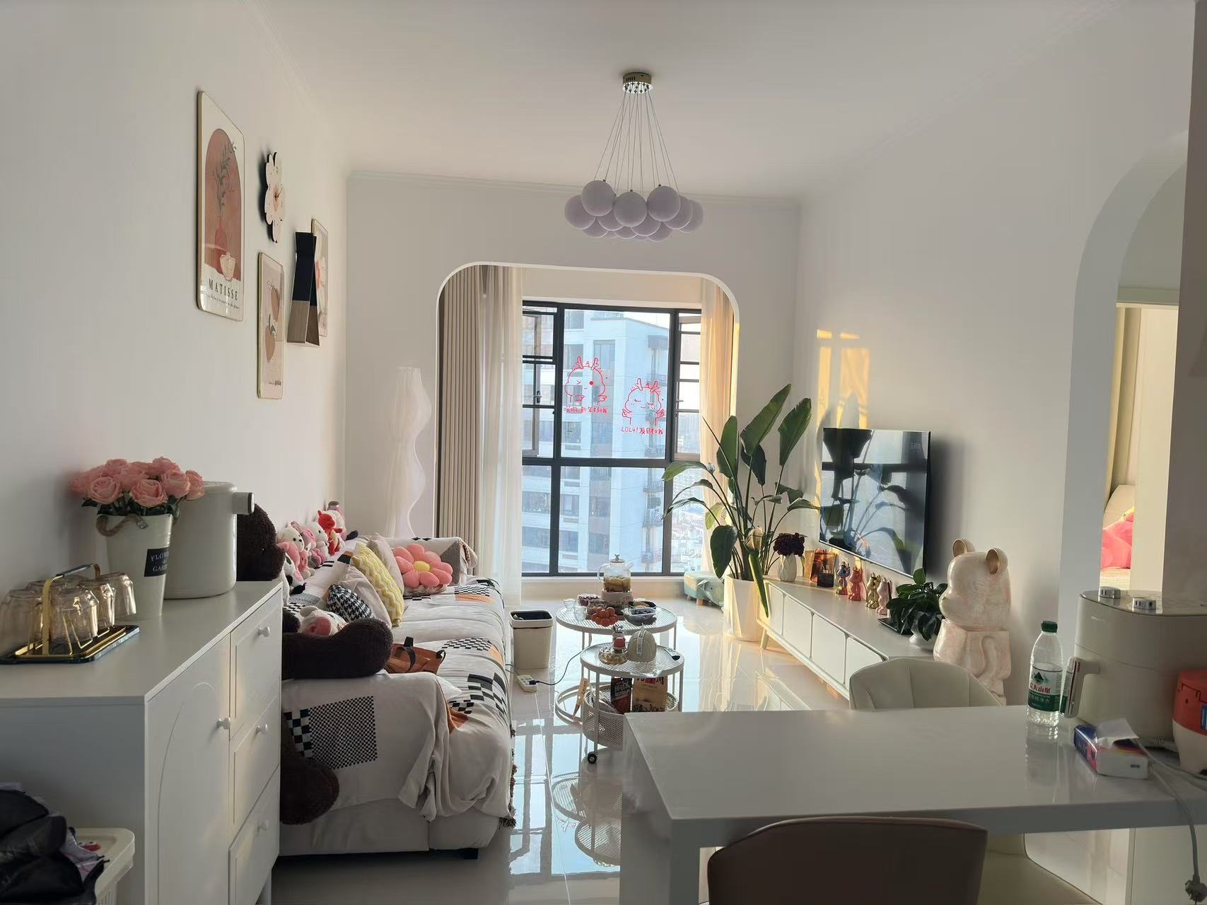 芷兰公馆西区 2室1厅1卫 2000.0元/月 芷兰公馆西区 2室1厅1卫 2000.0元/月室内图