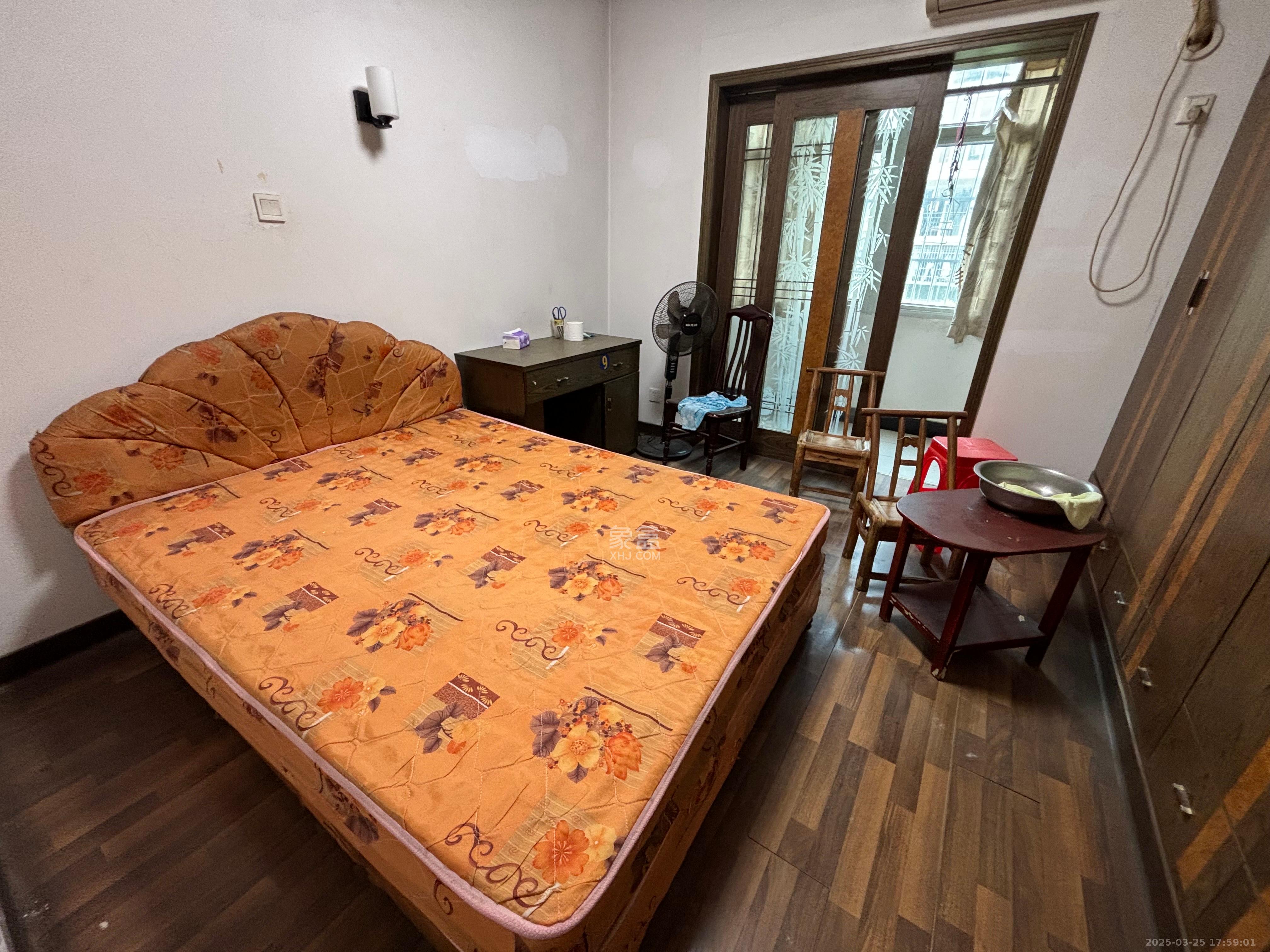 南湖嘉园  1室0厅0卫    2800.0元/月 南湖嘉园  1室0厅0卫    2800.0元/月室内图