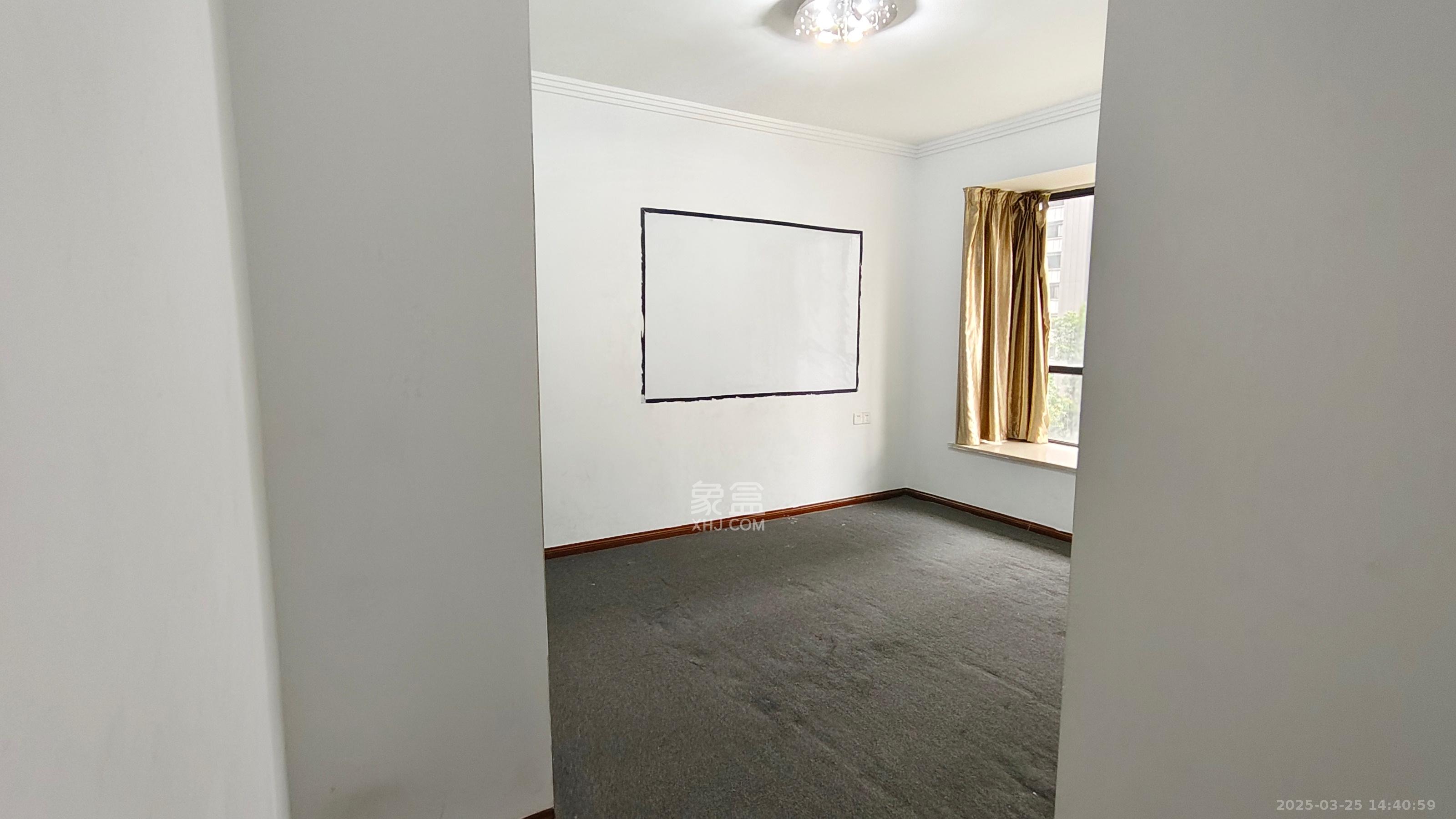 湘江世纪城聚江苑 4室2厅2卫 3000.0元/月 湘江世纪城聚江苑 4室2厅2卫 3000.0元/月室内图