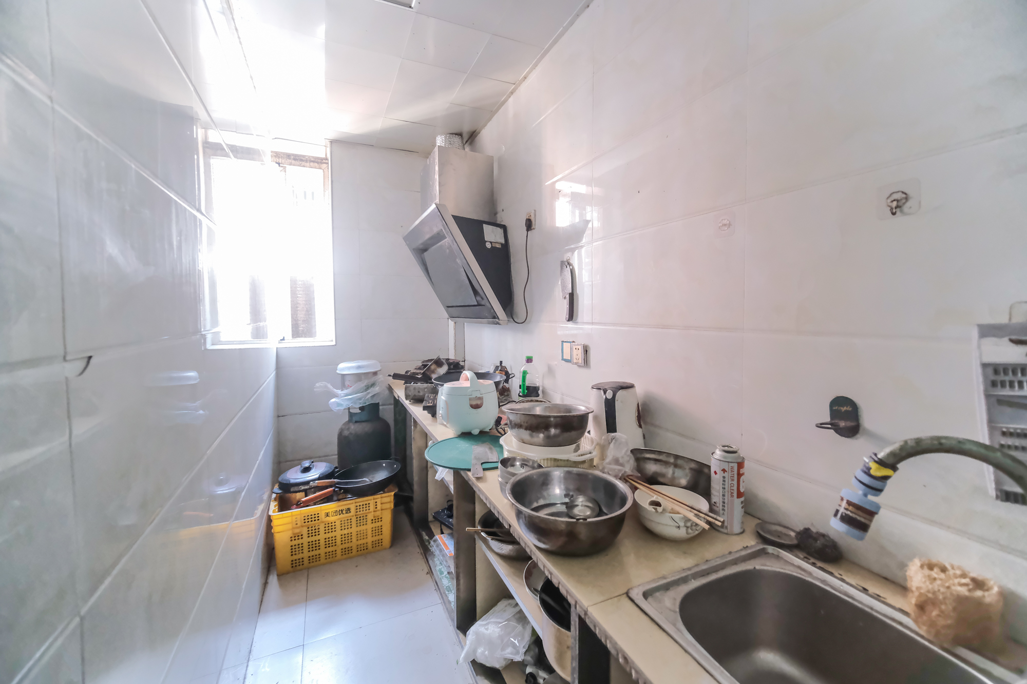 金鹰机电大市场  2室2厅1卫    17.8万 金鹰机电大市场  2室2厅1卫    17.8万厨房