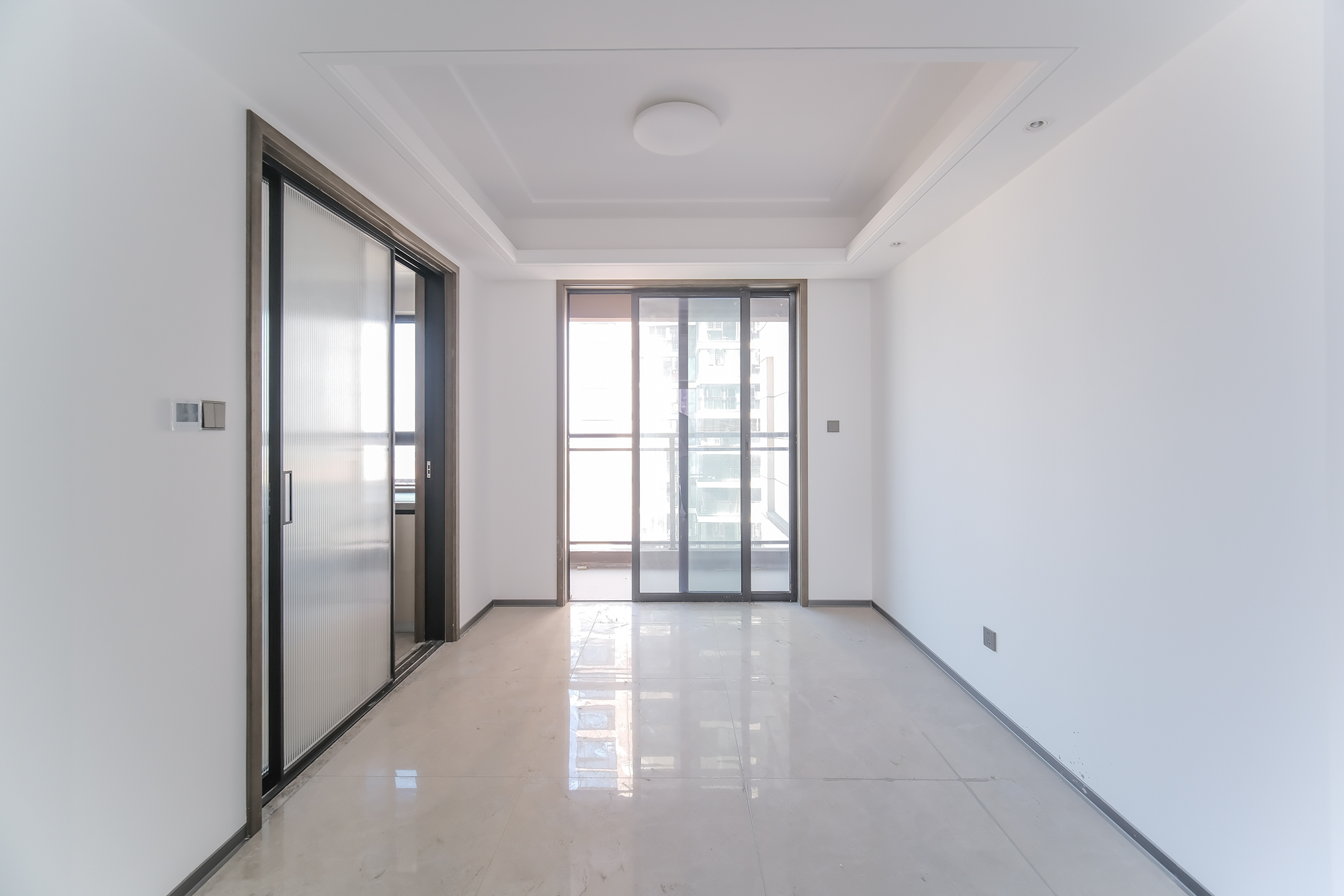 荣盛锦绣学府  3室2厅2卫    100.0万 荣盛锦绣学府  3室2厅2卫    100.0万客厅