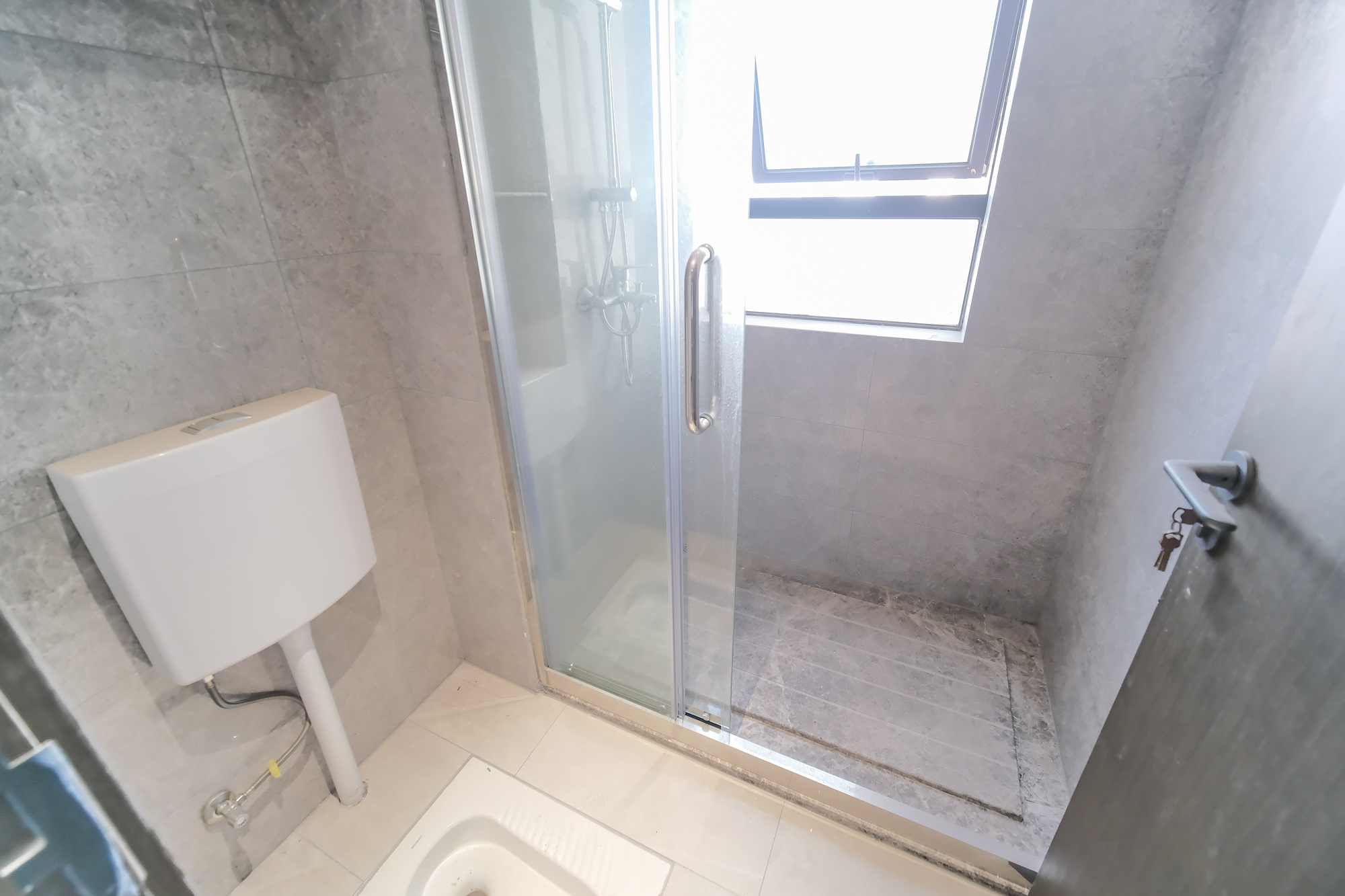 荣盛锦绣学府  3室2厅2卫    100.0万 荣盛锦绣学府  3室2厅2卫    100.0万卫生间