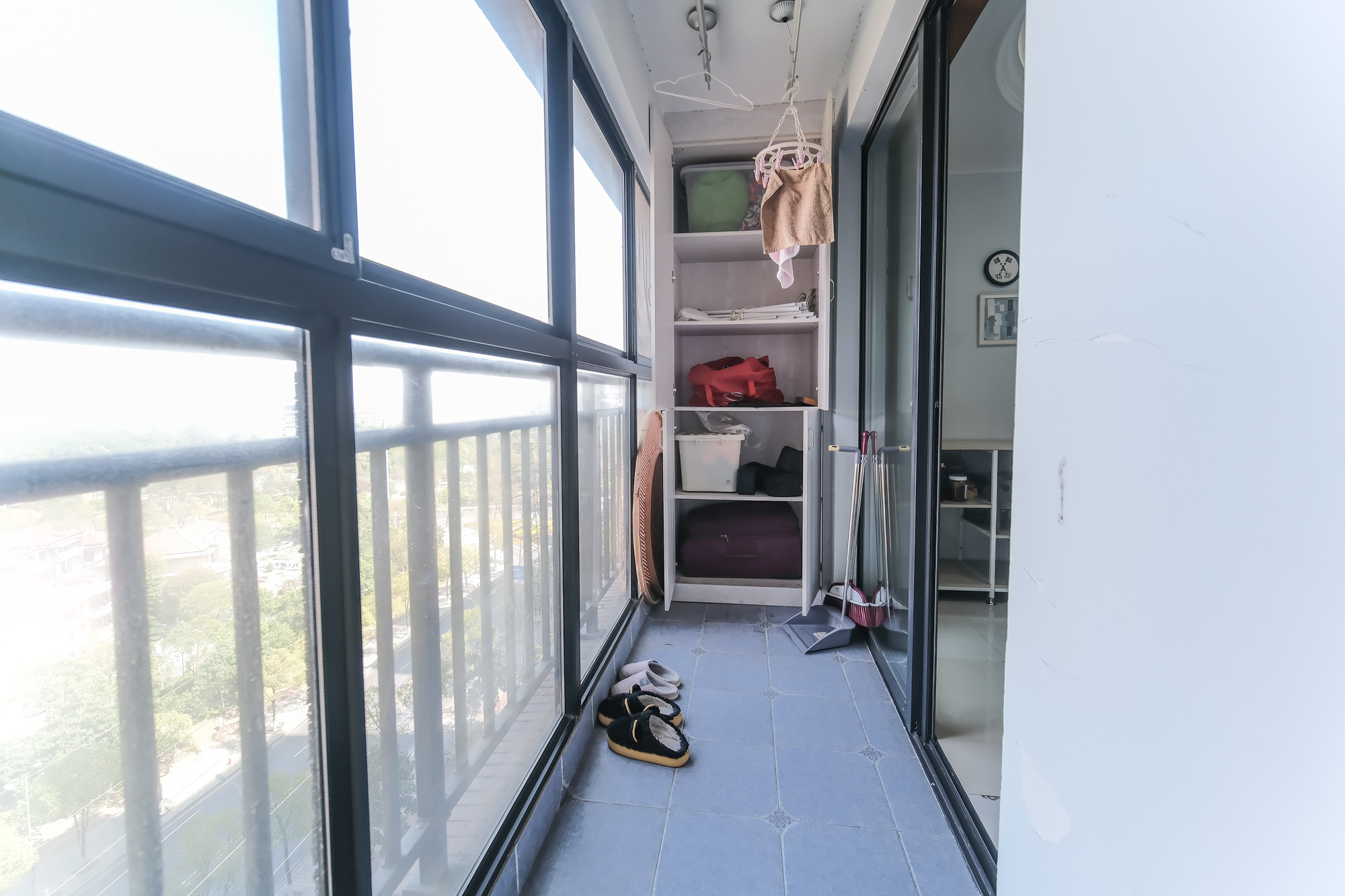 三一街区  3室2厅2卫   88.00万阳台