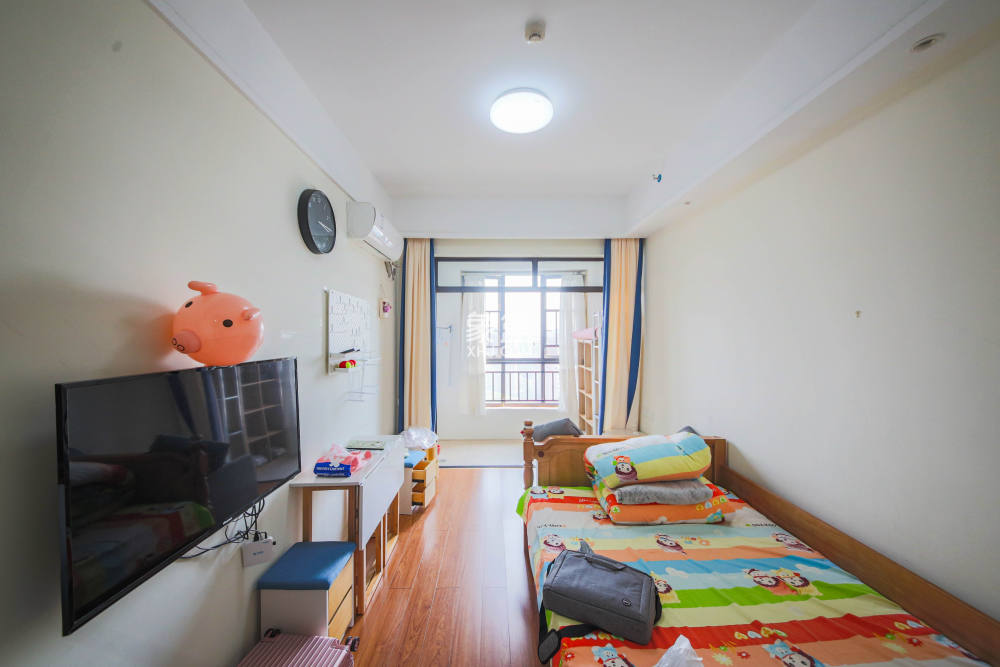 中建信和城  1室1厅1卫    56.0万