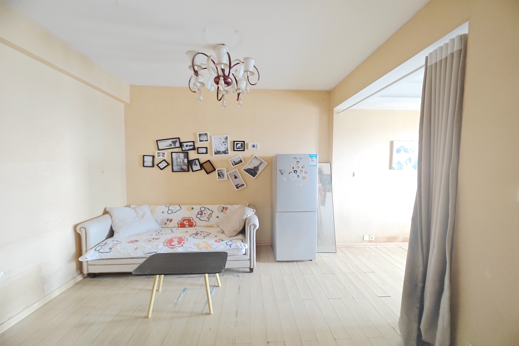 佳天瑞宁花园  1室1厅1卫    43.5万 佳天瑞宁花园  1室1厅1卫    43.5万客厅