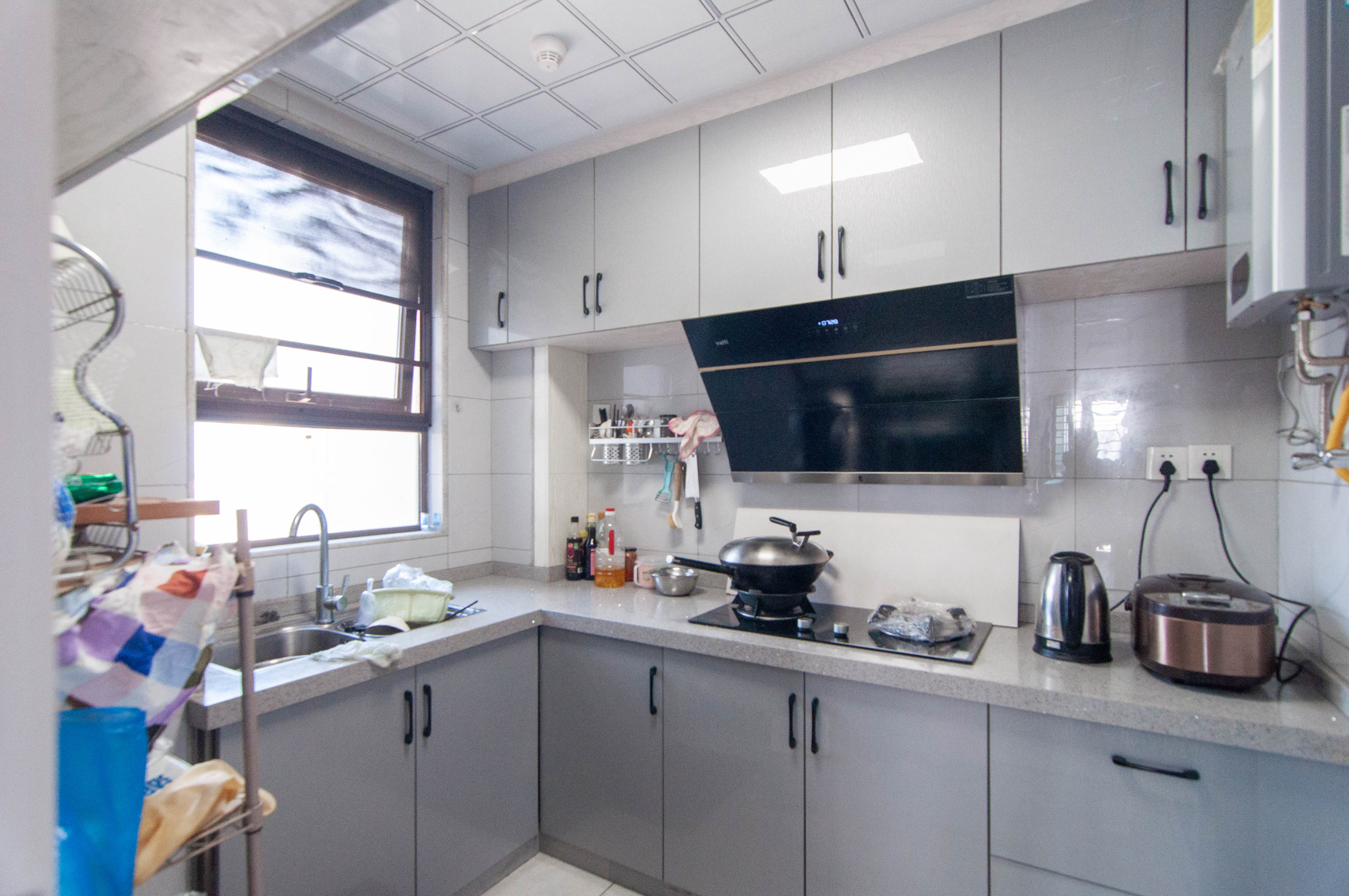 佳兆业云顶梅溪湖(佳兆业梅溪荟) 3室2厅1卫 102.0万 佳兆业云顶梅溪湖(佳兆业梅溪荟) 3室2厅1卫 102.0万厨房