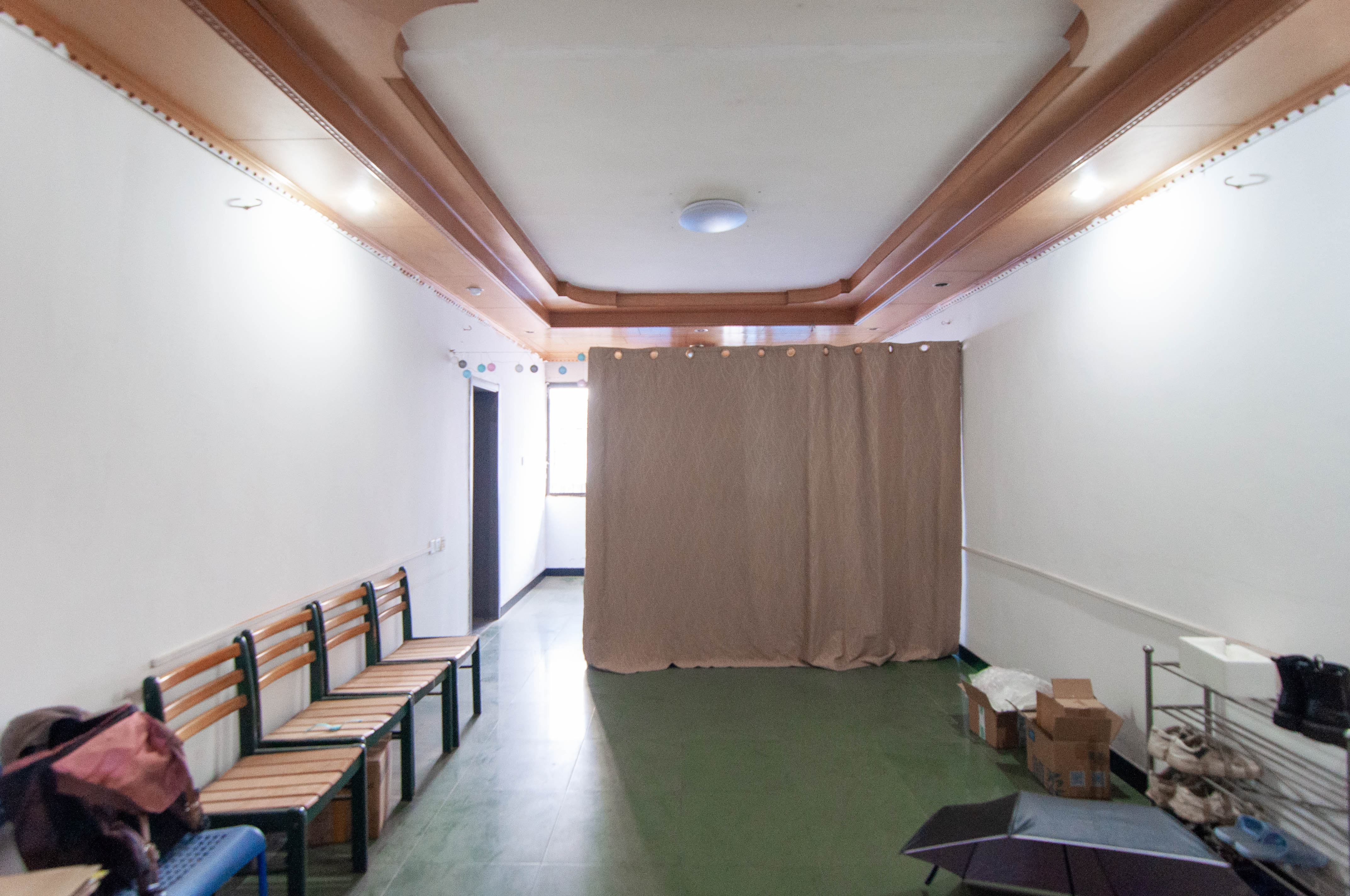 欣欣新村  4室2厅1卫   83.00万