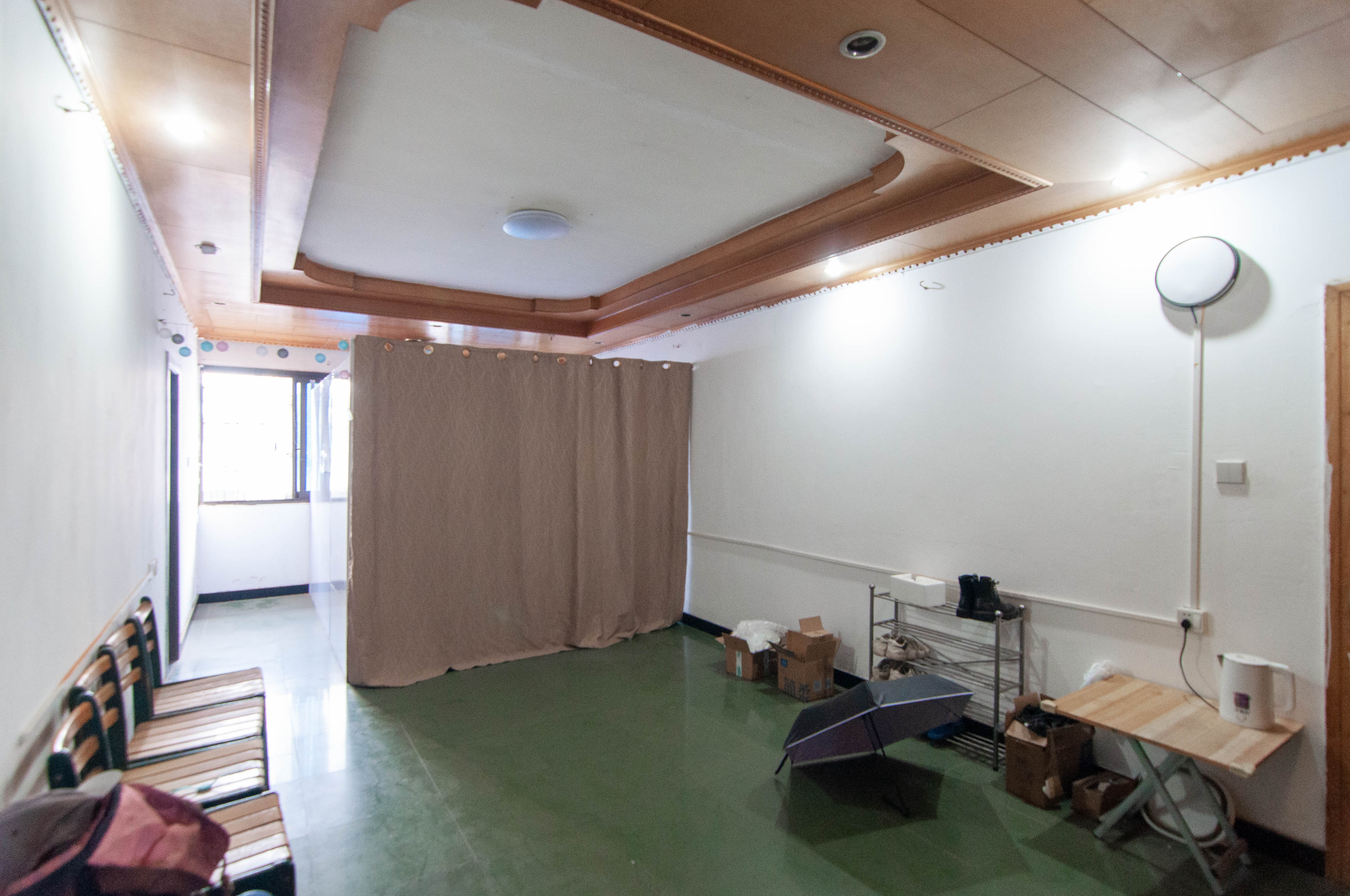 欣欣新村  4室2厅1卫   66.00万客厅
