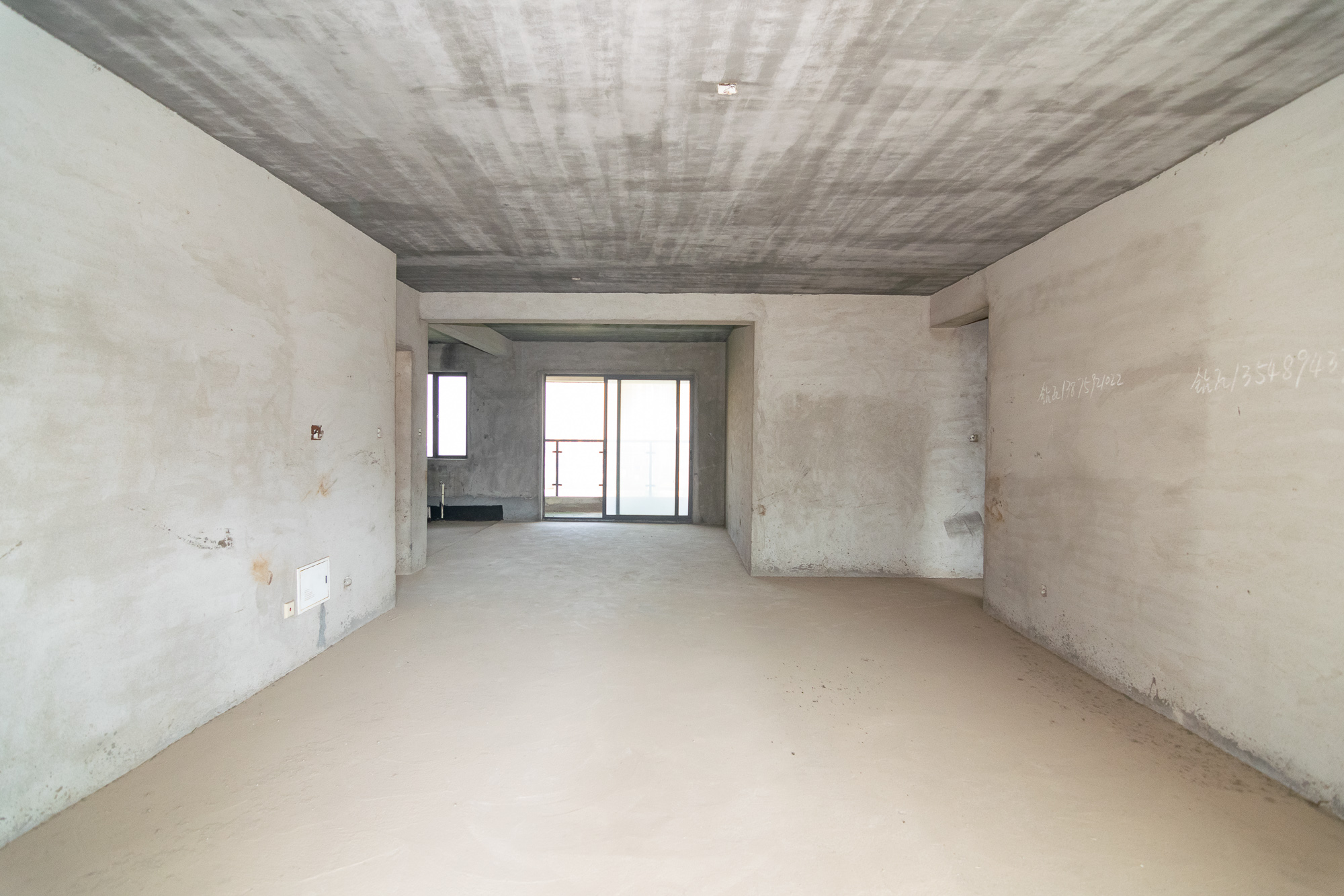 润和紫郡一期  1室2厅1卫    150.0万 润和紫郡一期  1室2厅1卫    150.0万