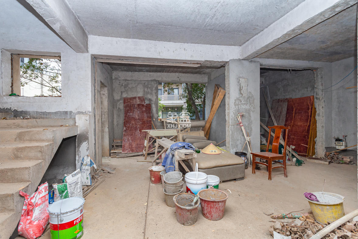 南山苏迪亚诺 8室3厅6卫 518.0万 南山苏迪亚诺 8室3厅6卫 518.0万其他