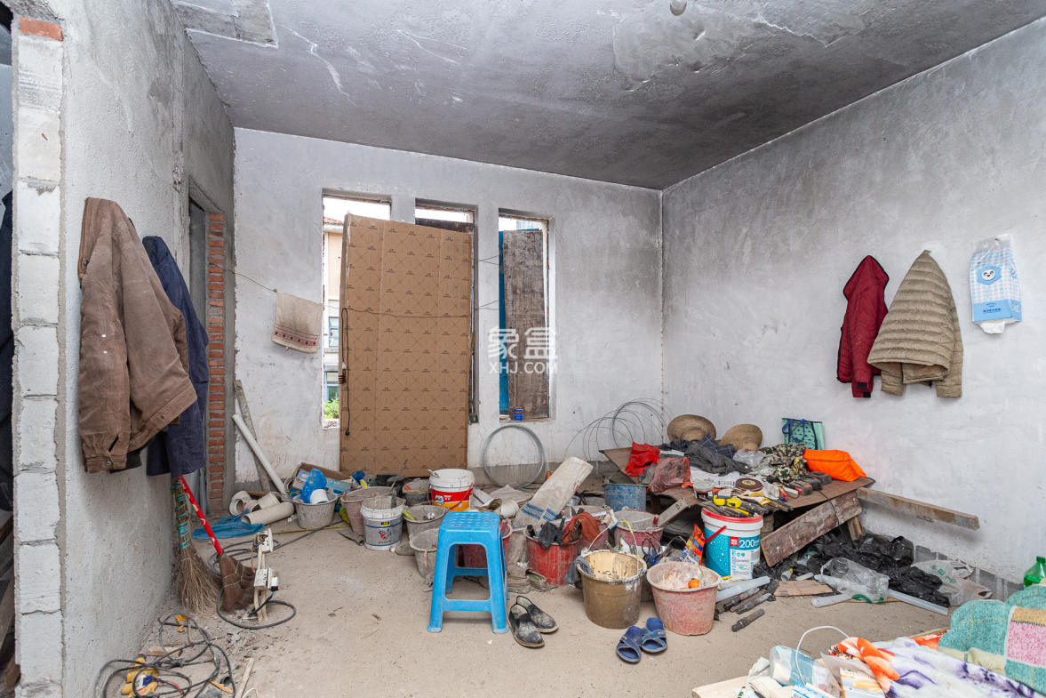 南山苏迪亚诺 8室3厅6卫 518.0万 南山苏迪亚诺 8室3厅6卫 518.0万卧室