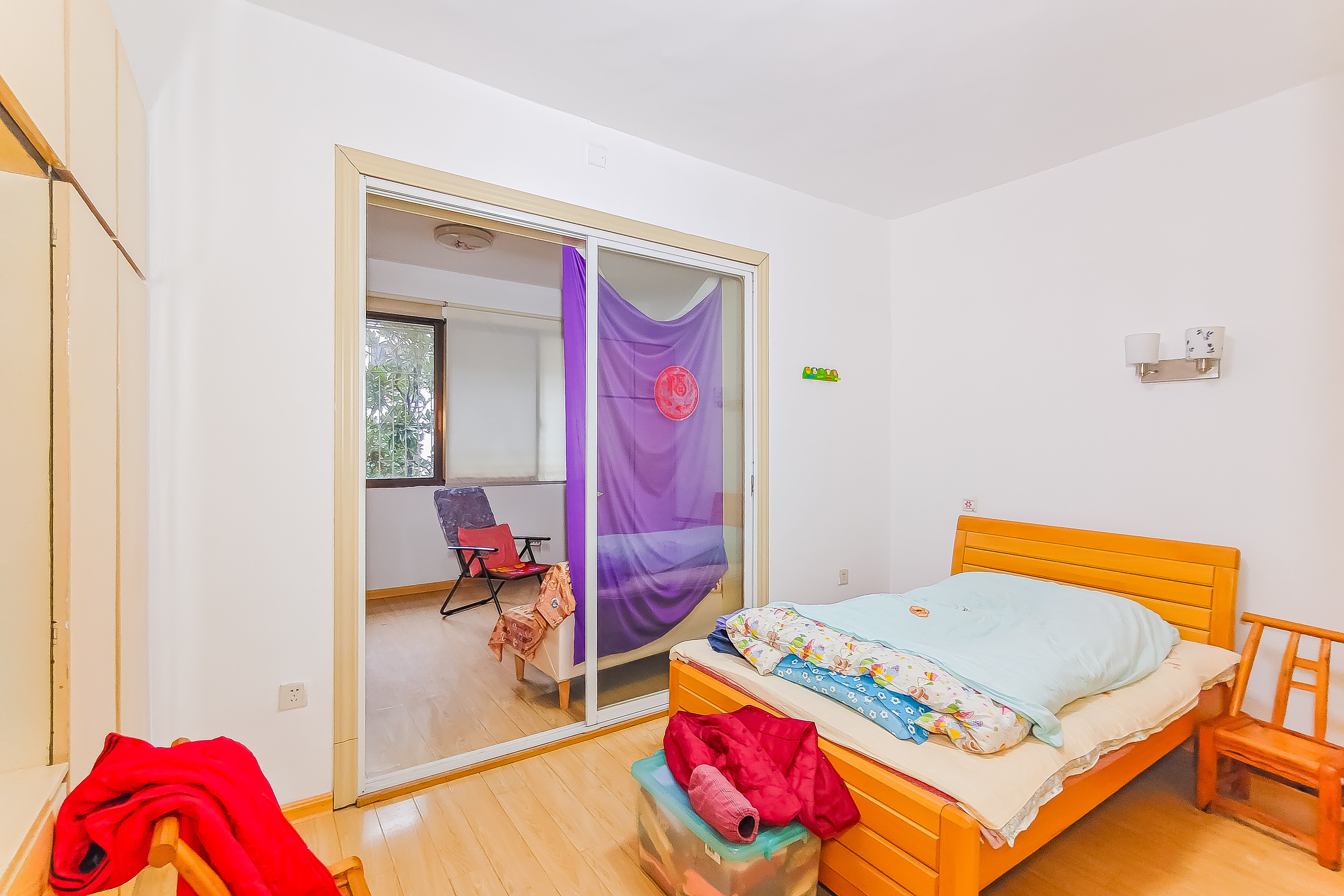 曙光中路邮政宿舍 3室2厅1卫 56.0万 曙光中路邮政宿舍 3室2厅1卫 56.0万卧室