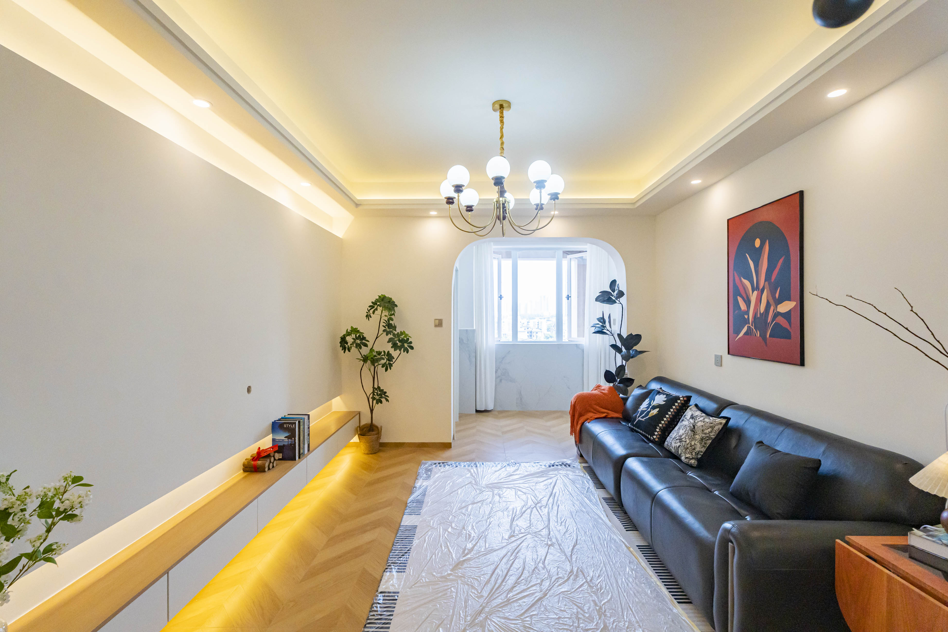 建鸿达现代公寓  2室2厅1卫   72.80万