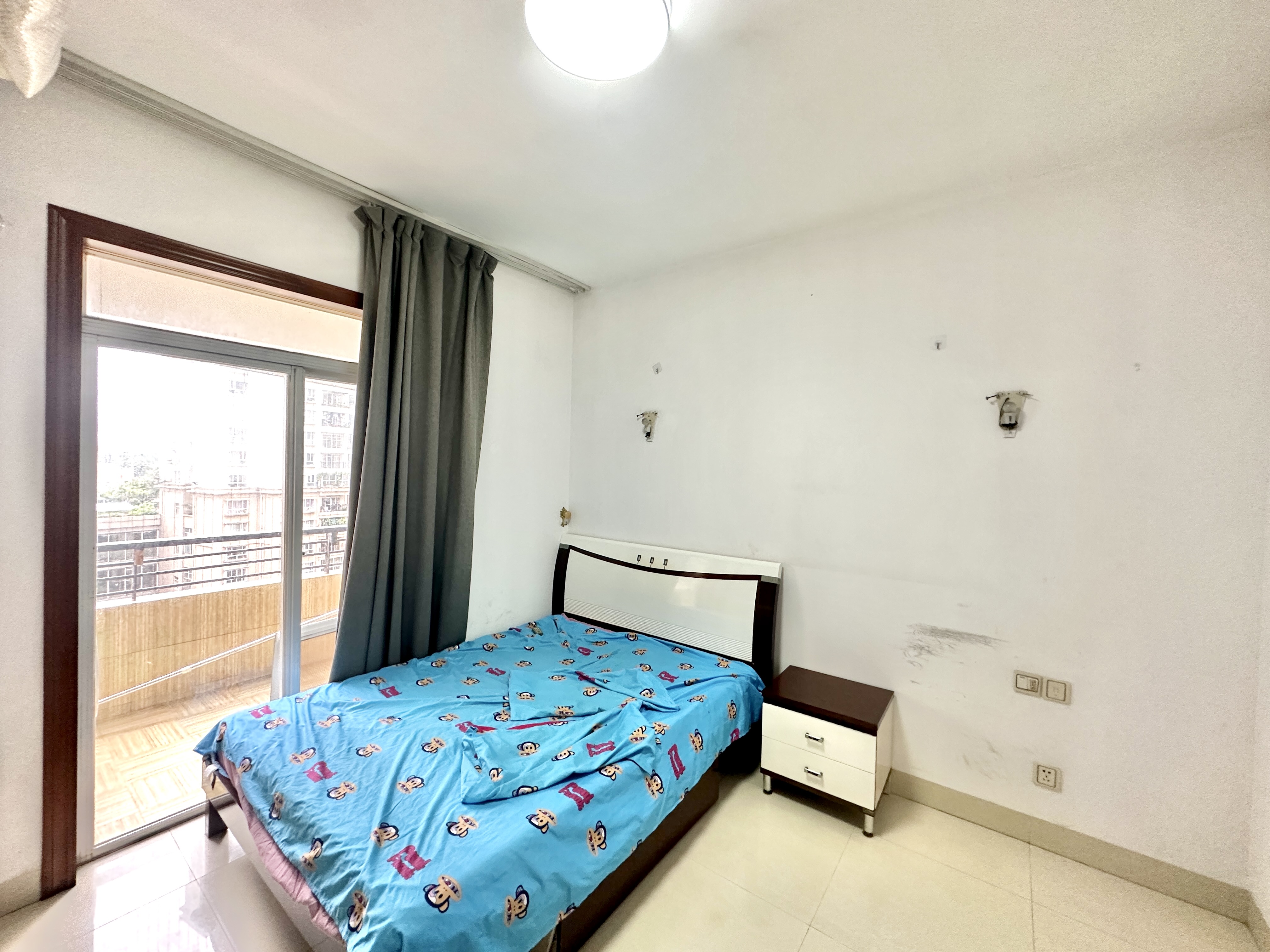 榆海雅苑 3室2厅1卫 163.0万 榆海雅苑 3室2厅1卫 163.0万卧室