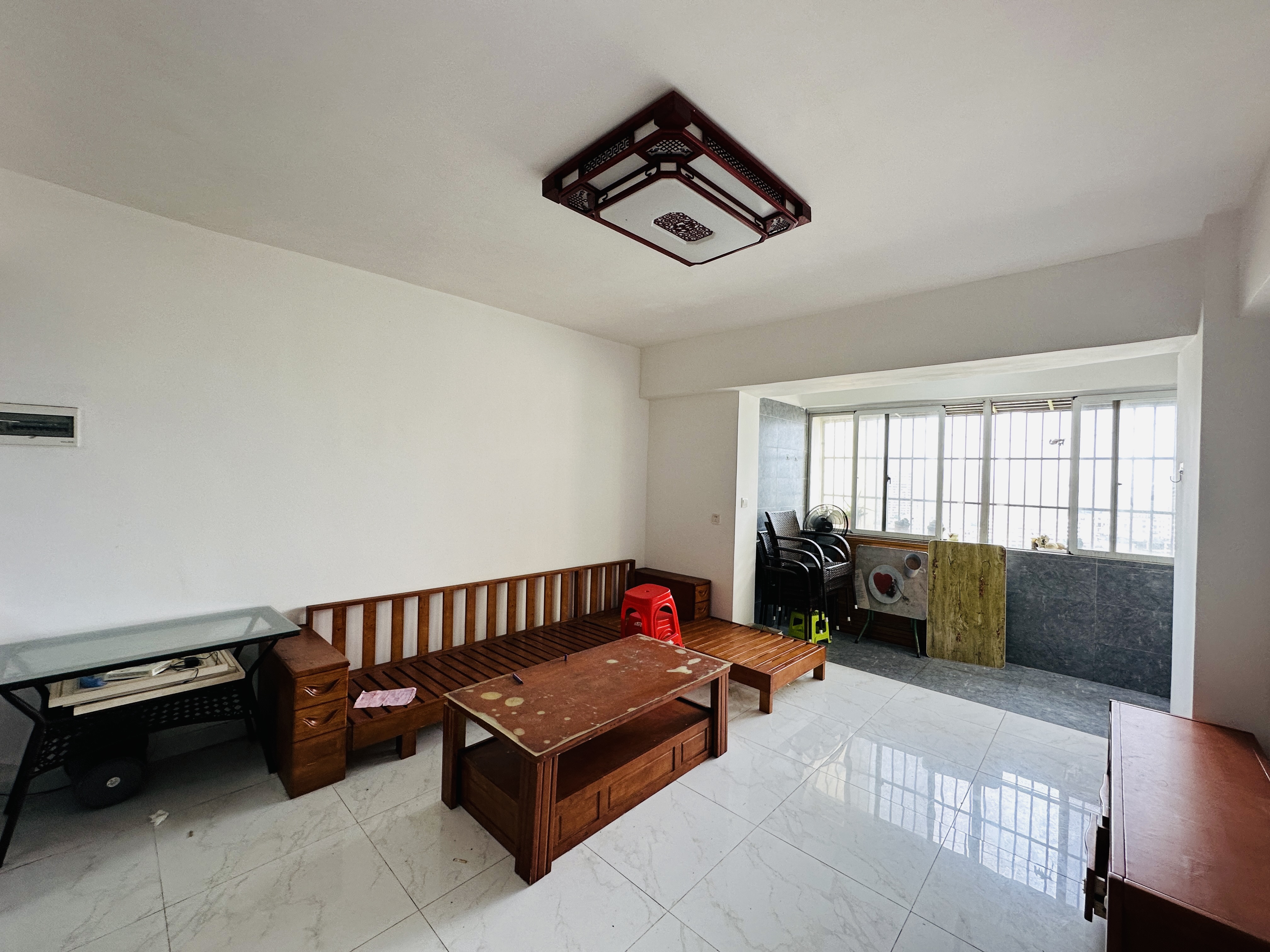 海建中远航运宿舍(义龙后路9号) 2室2厅1卫 73.0万 海建中远航运宿舍(义龙后路9号) 2室2厅1卫 73.0万客厅