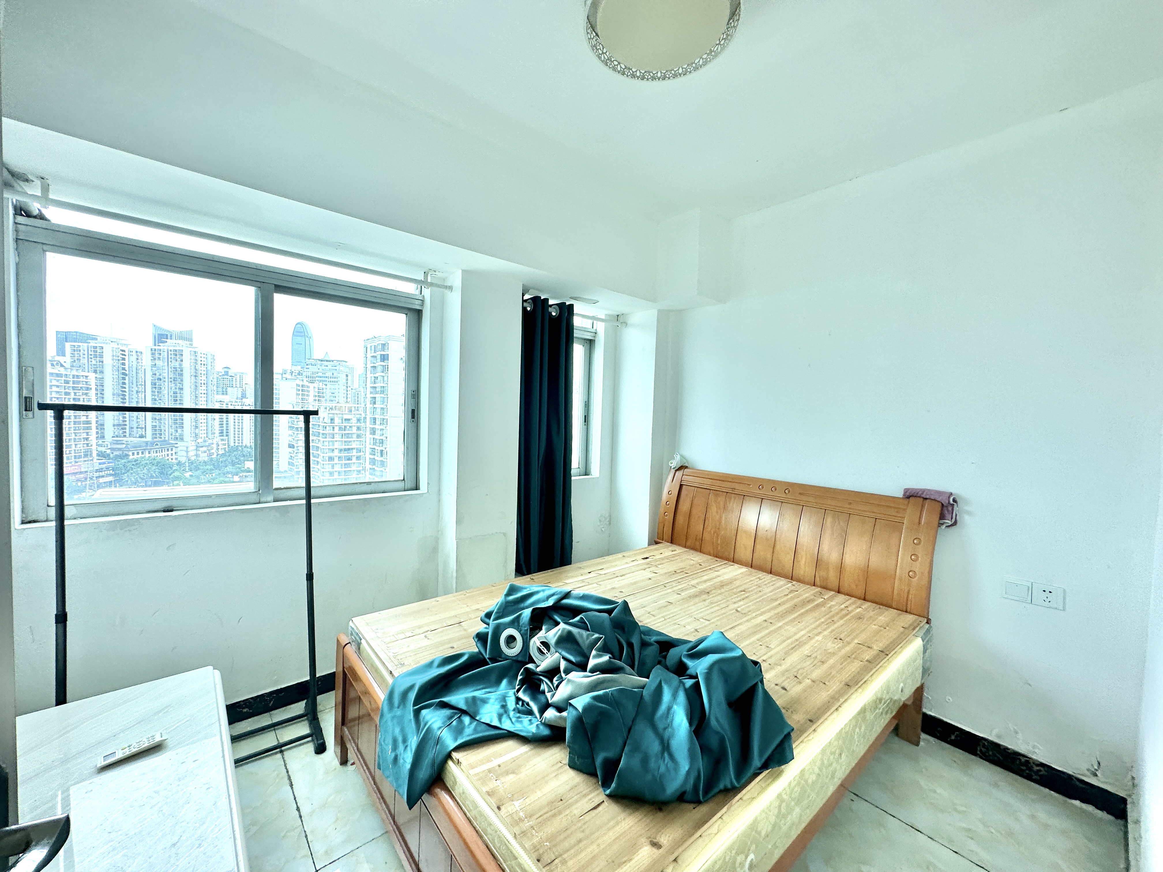 农行宿舍(龙华路)  2室2厅1卫    89.0万 农行宿舍(龙华路)  2室2厅1卫    89.0万卧室