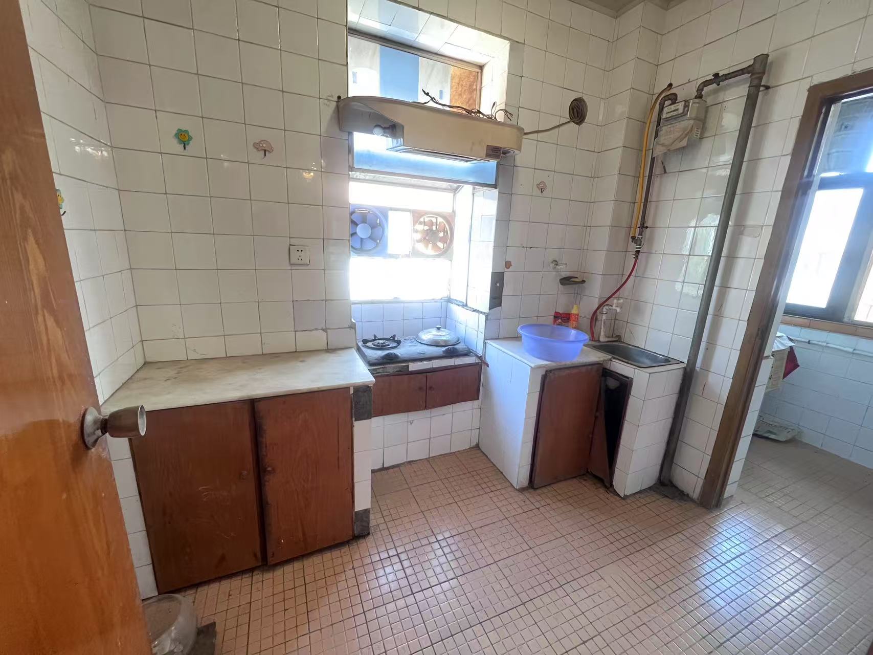 经纬大院大湖塘二村 3室2厅2卫 29.8万 经纬大院大湖塘二村 3室2厅2卫 29.8万室内图